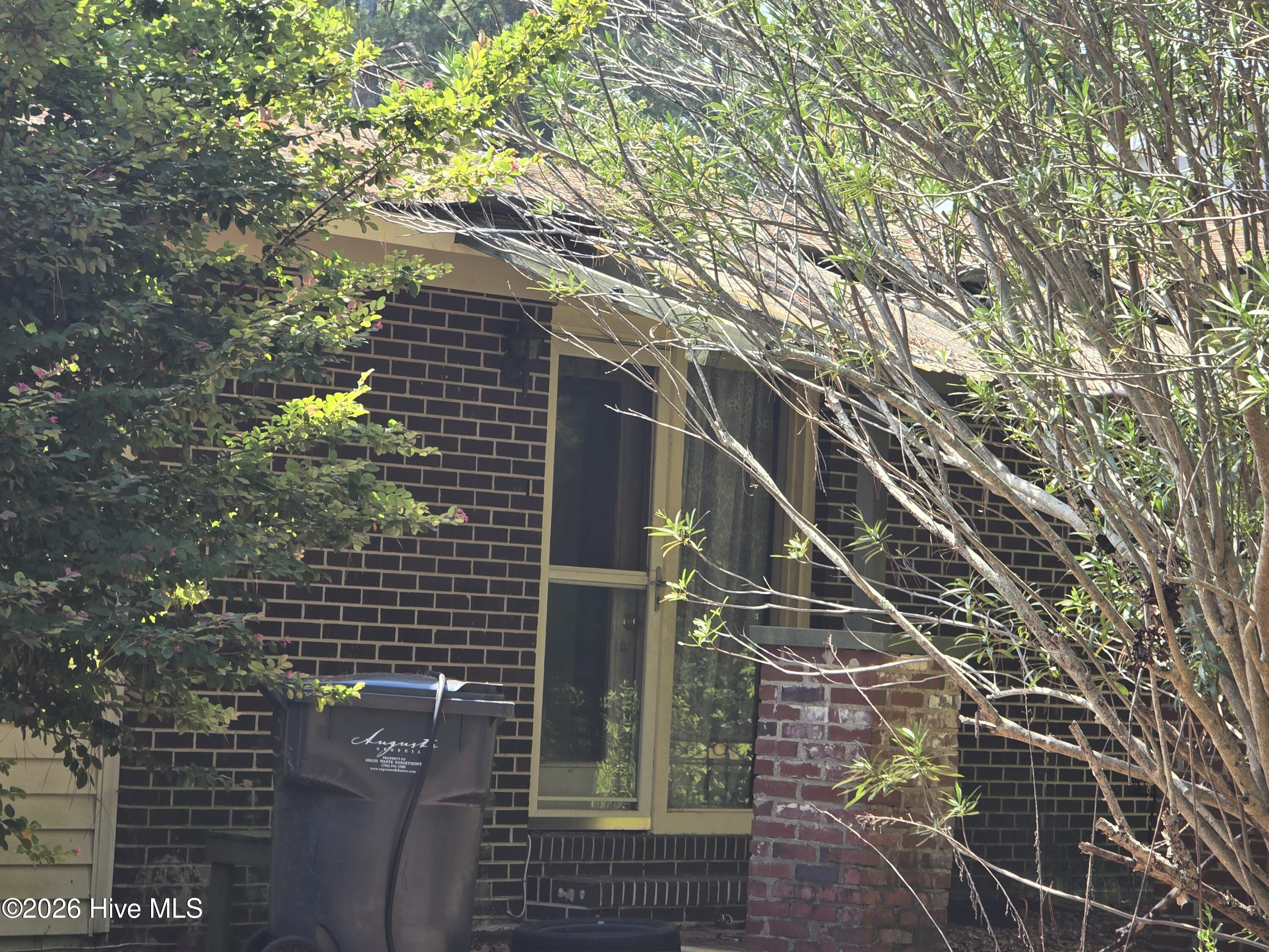 3601 Jamaica Drive Property Photo 2