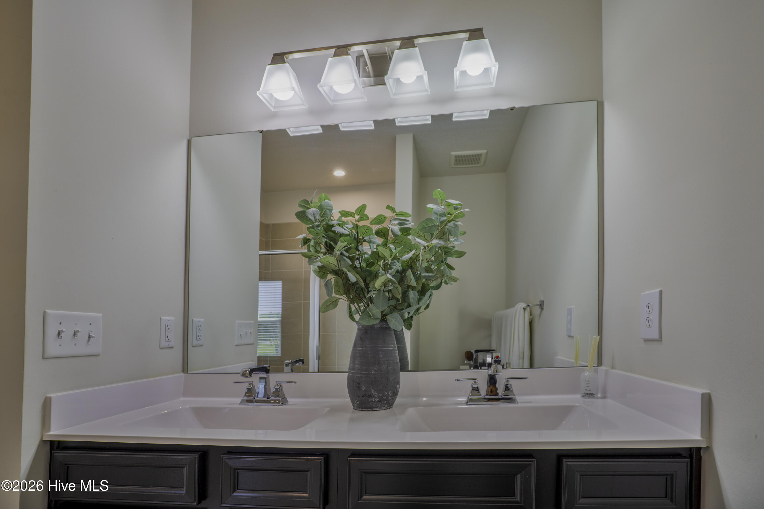 207 Fost Boulevard Property Photo 35