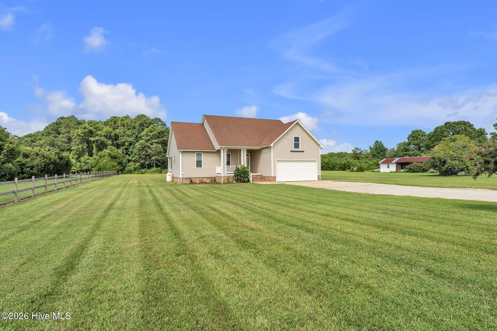 166 Blackfoot Road Property Photo 5