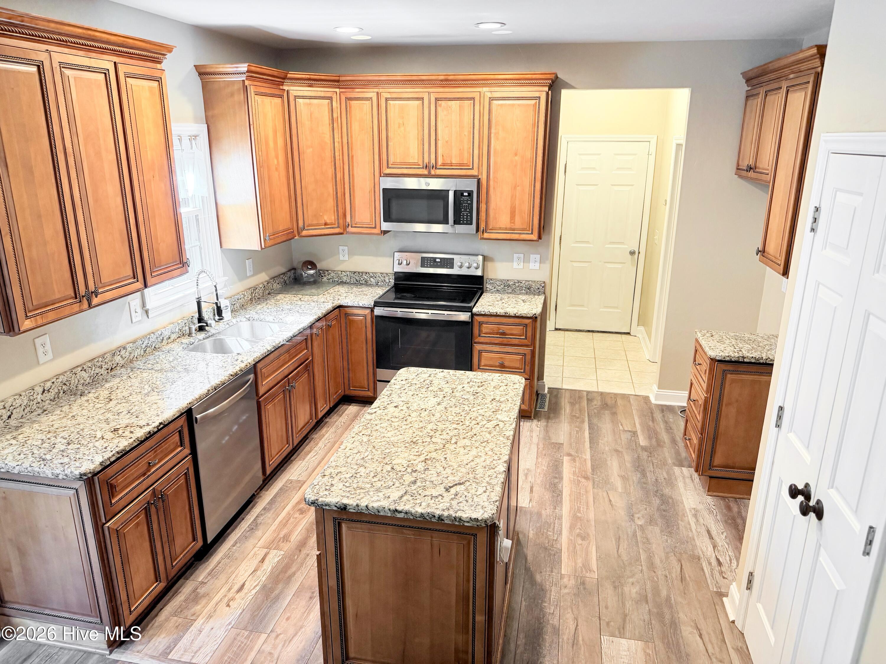 7605 Keating Drive Property Photo 24