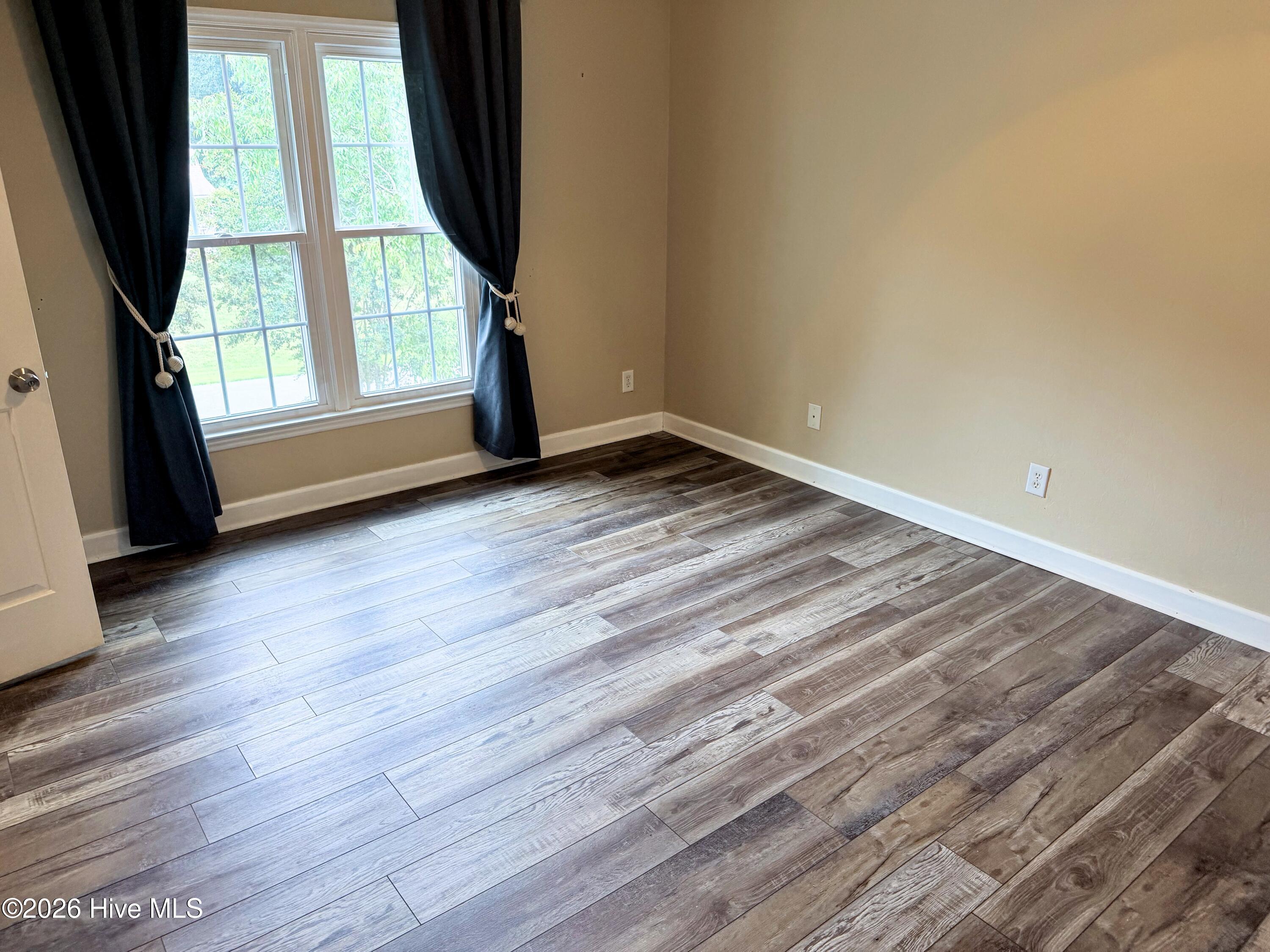 7605 Keating Drive Property Photo 29