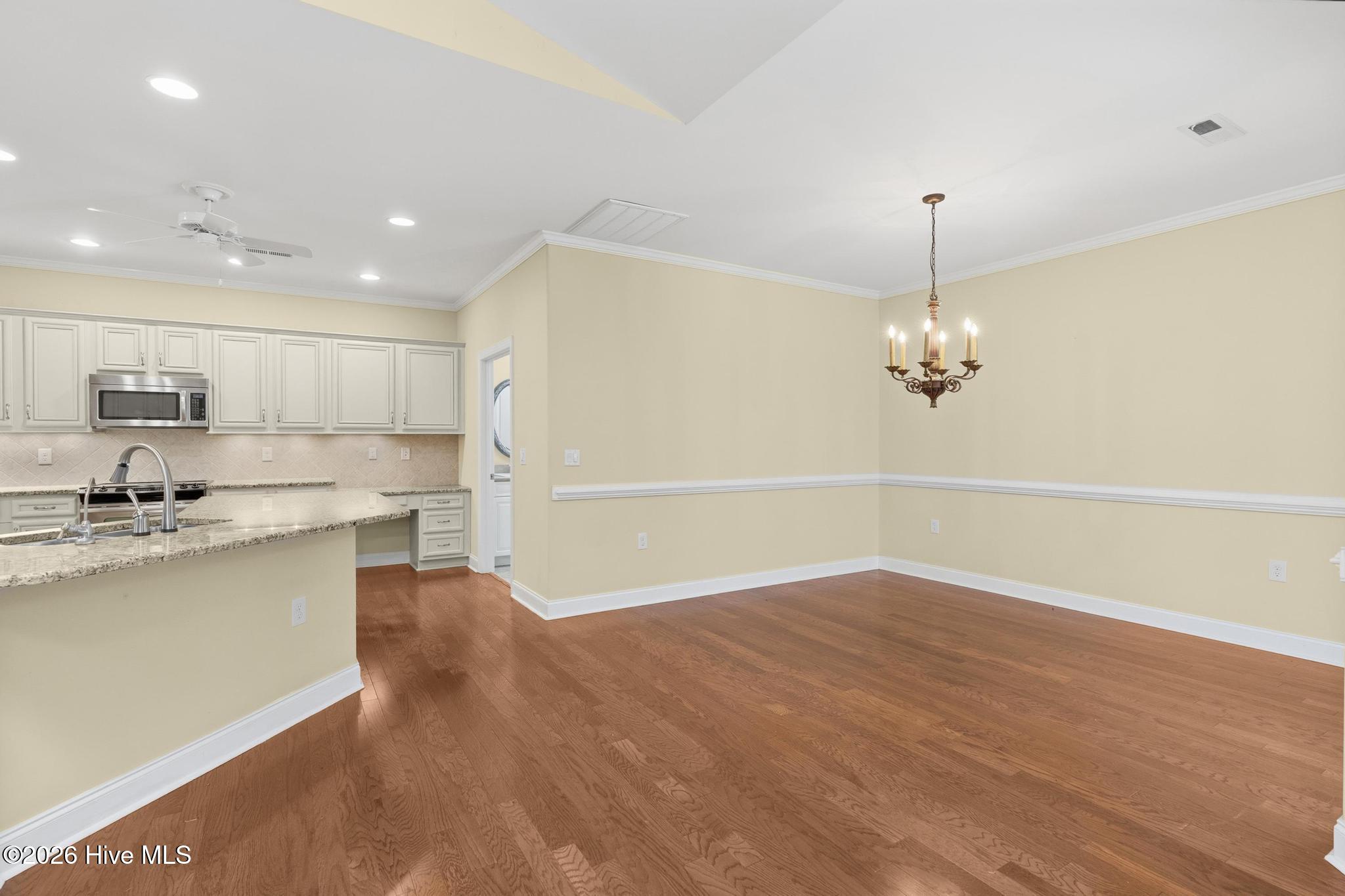 3769 Anslow Drive Property Photo 18