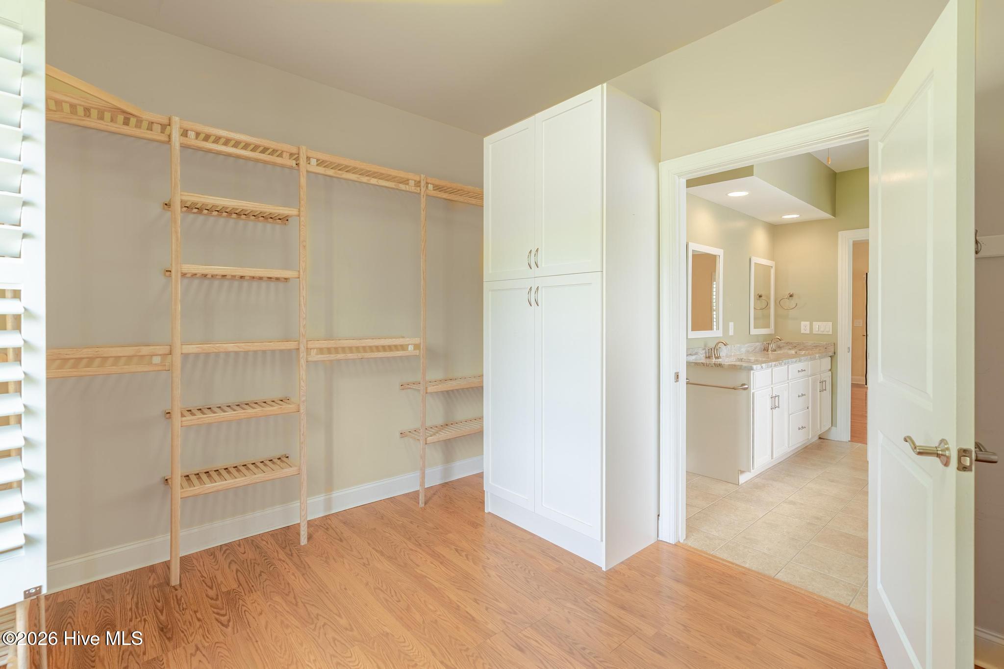 3769 Anslow Drive Property Photo 27