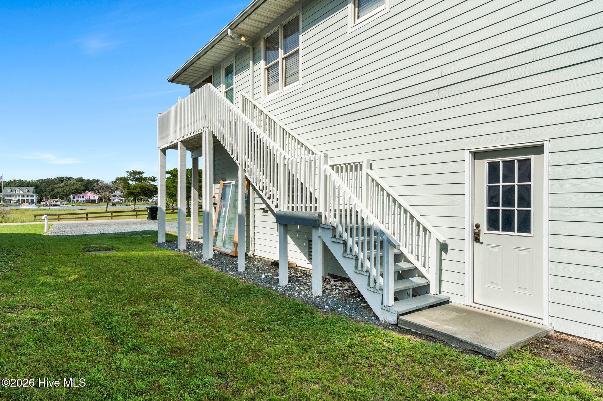 186 Sailfish Drive Property Photo 6
