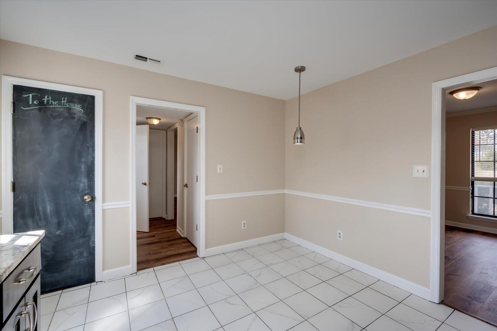 2214 Pleasant Drive Property Photo 12