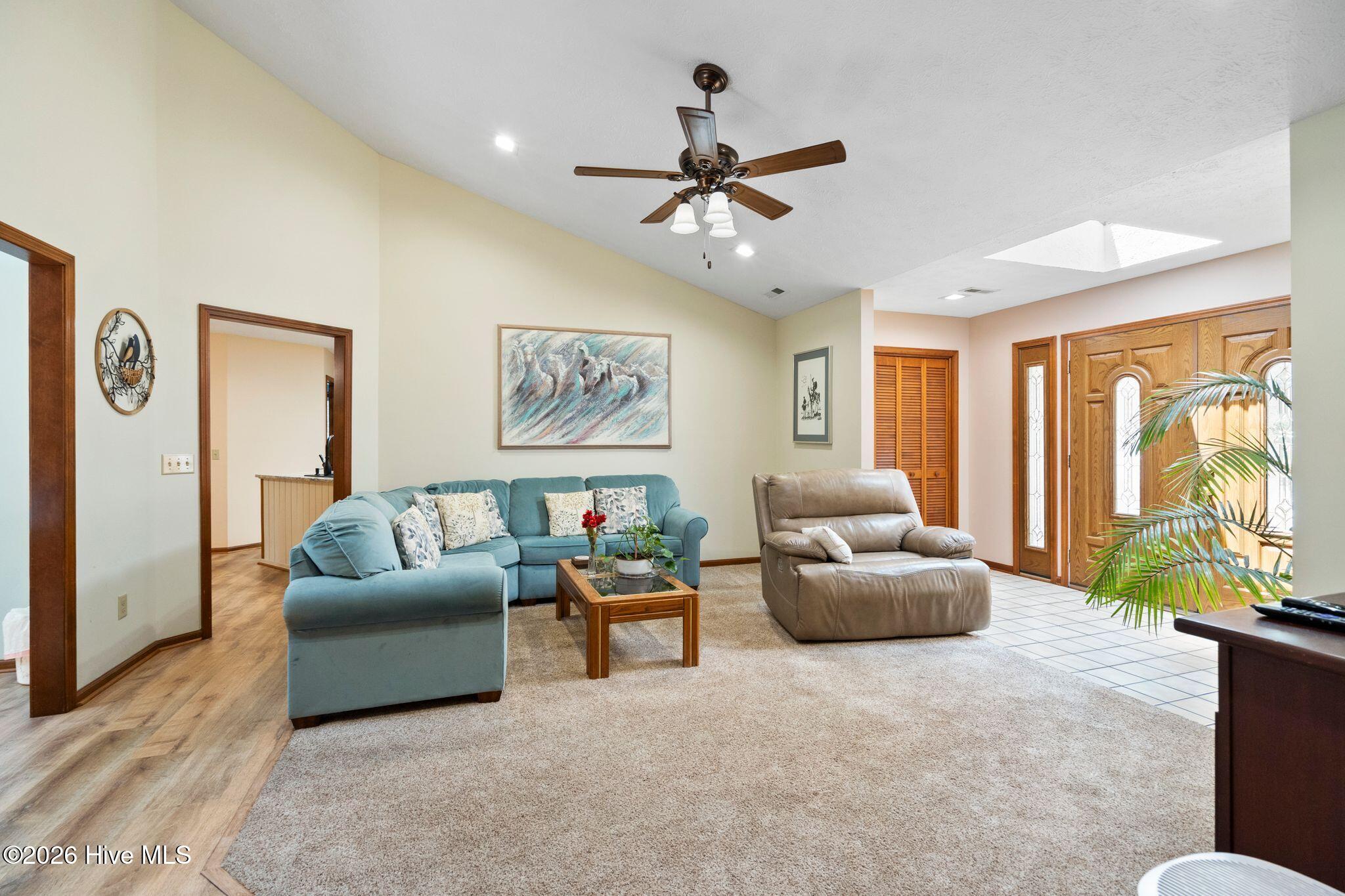 6 Sage Court Property Photo 2