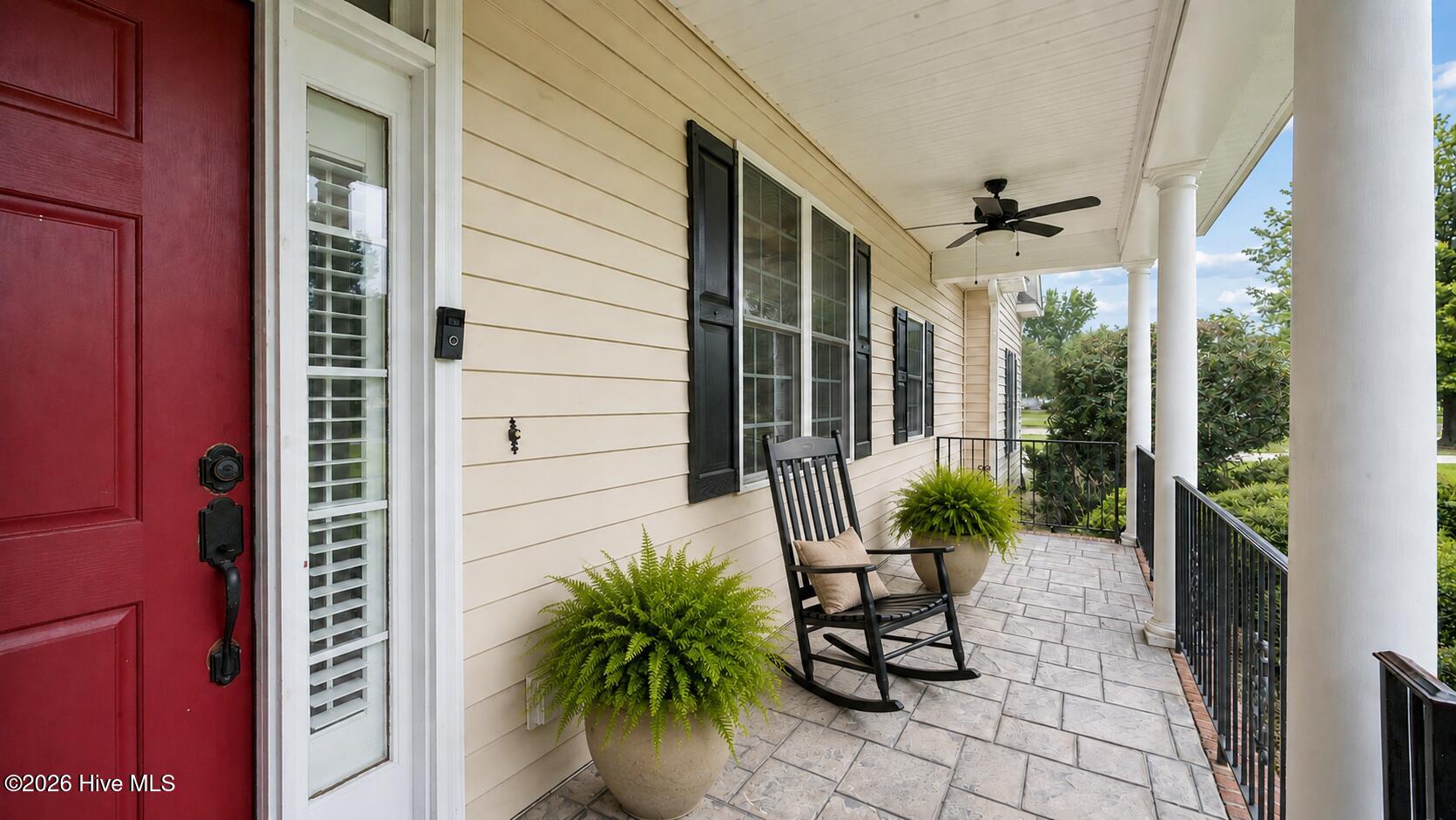 1113 Scarlet Oak Drive Property Photo 4