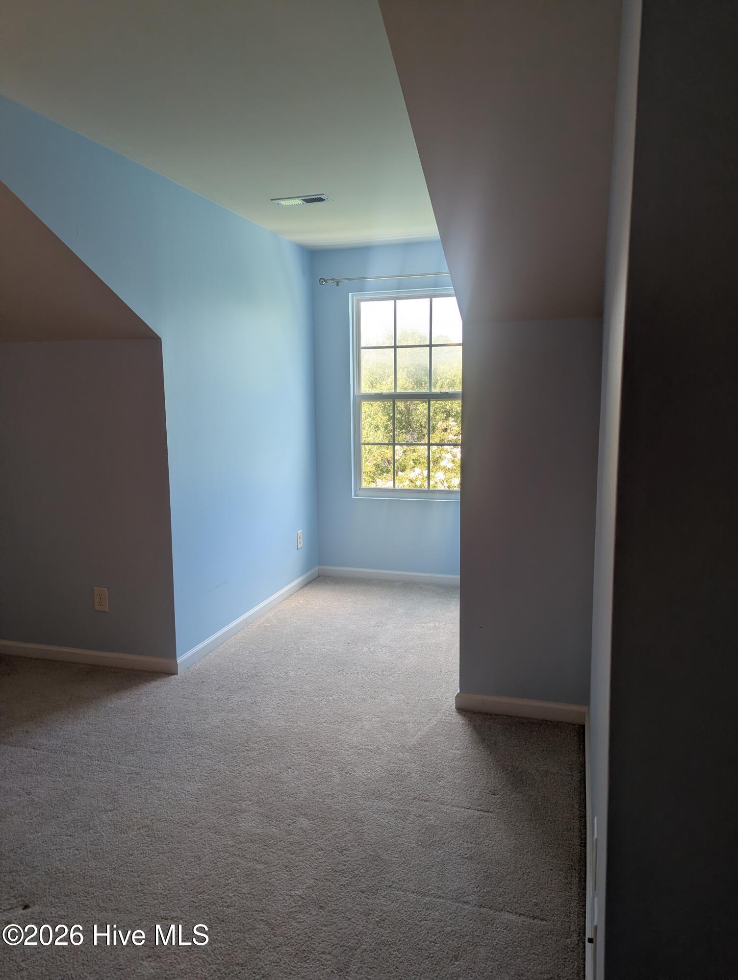 1711 Grace Point Road Property Photo 6