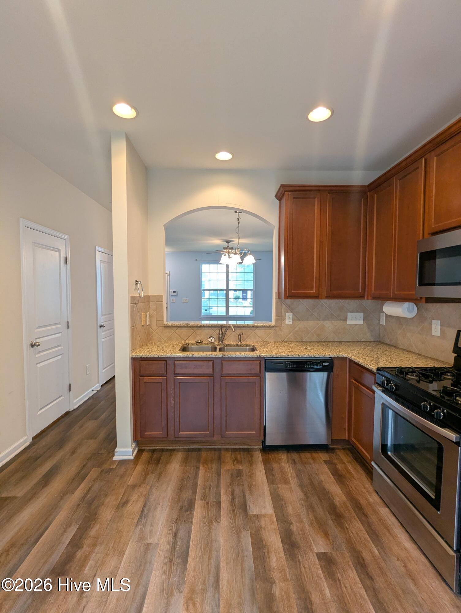 1711 Grace Point Road Property Photo 12