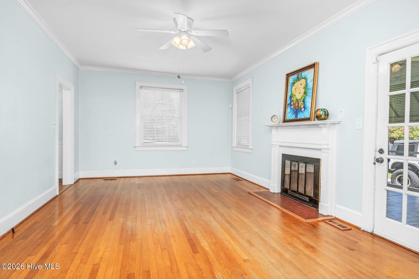 313 S Howard Circle Property Photo 4