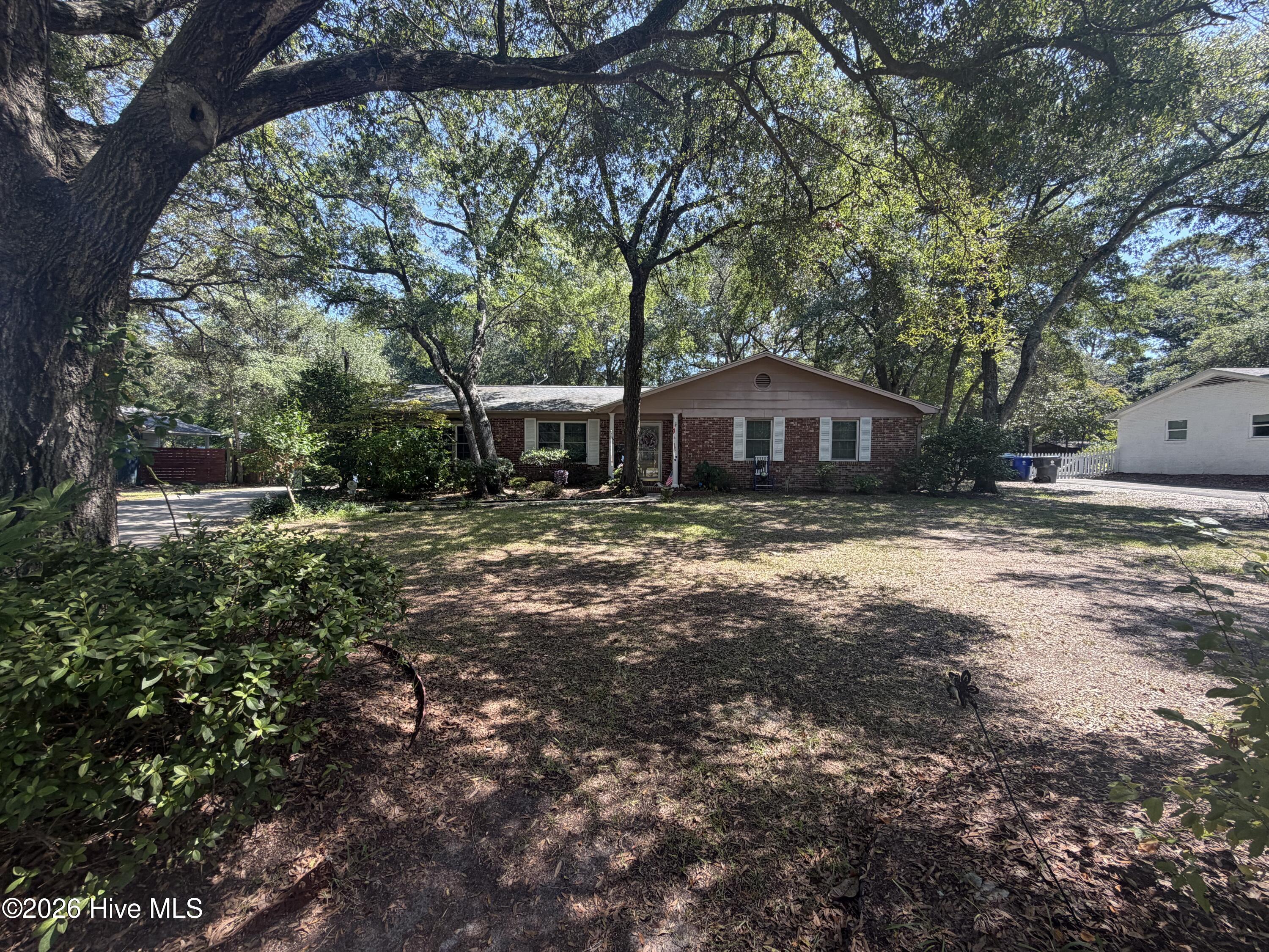 810 E Cape Harbor Drive Property Photo 5