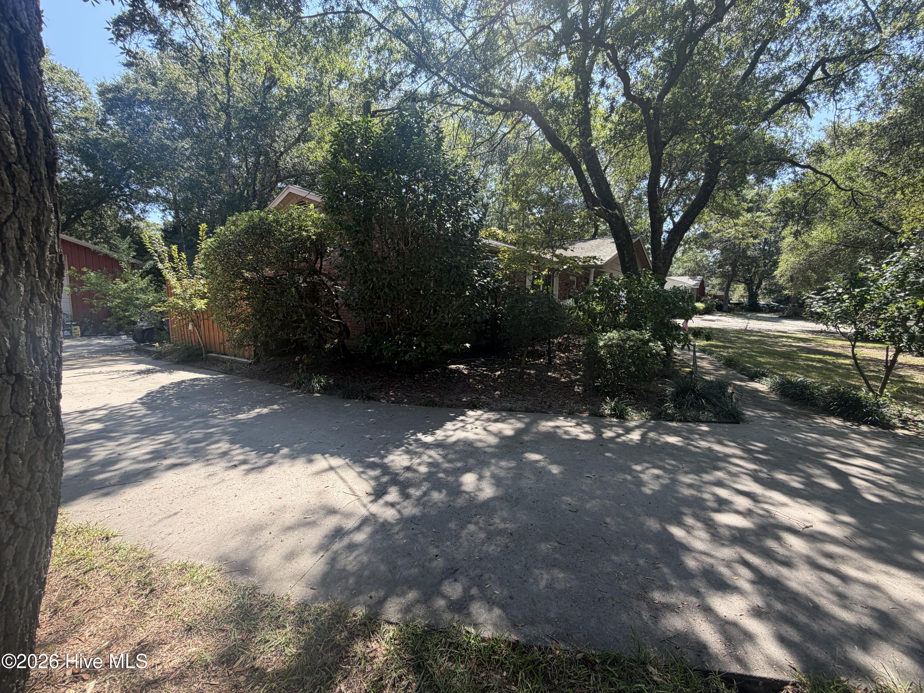 810 E Cape Harbor Drive Property Photo 8