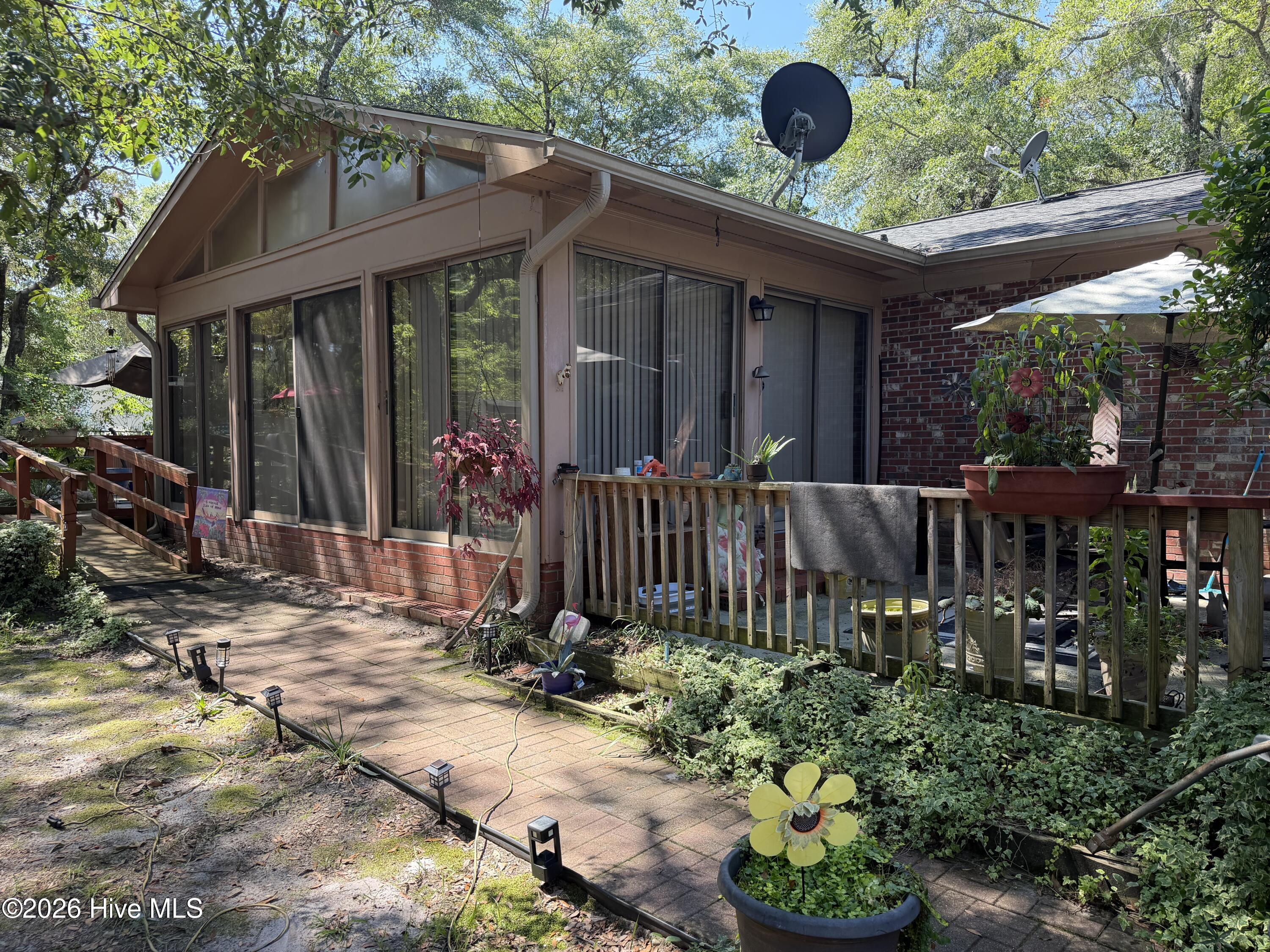 810 E Cape Harbor Drive Property Photo 10