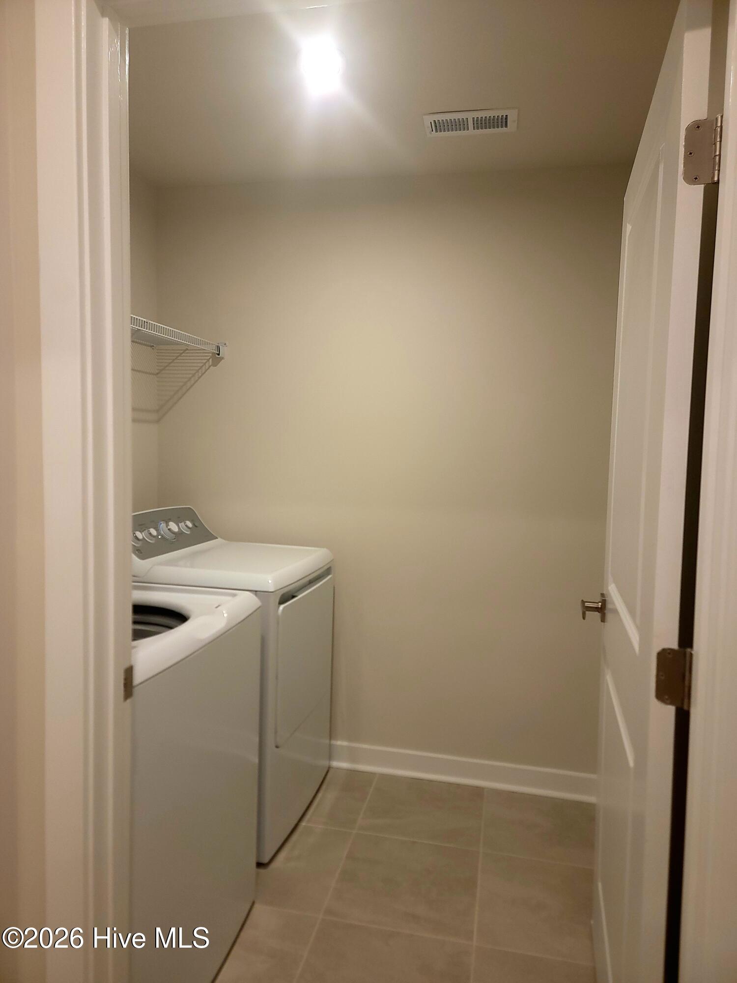 2084 Parow Lane Nw E Property Photo 13