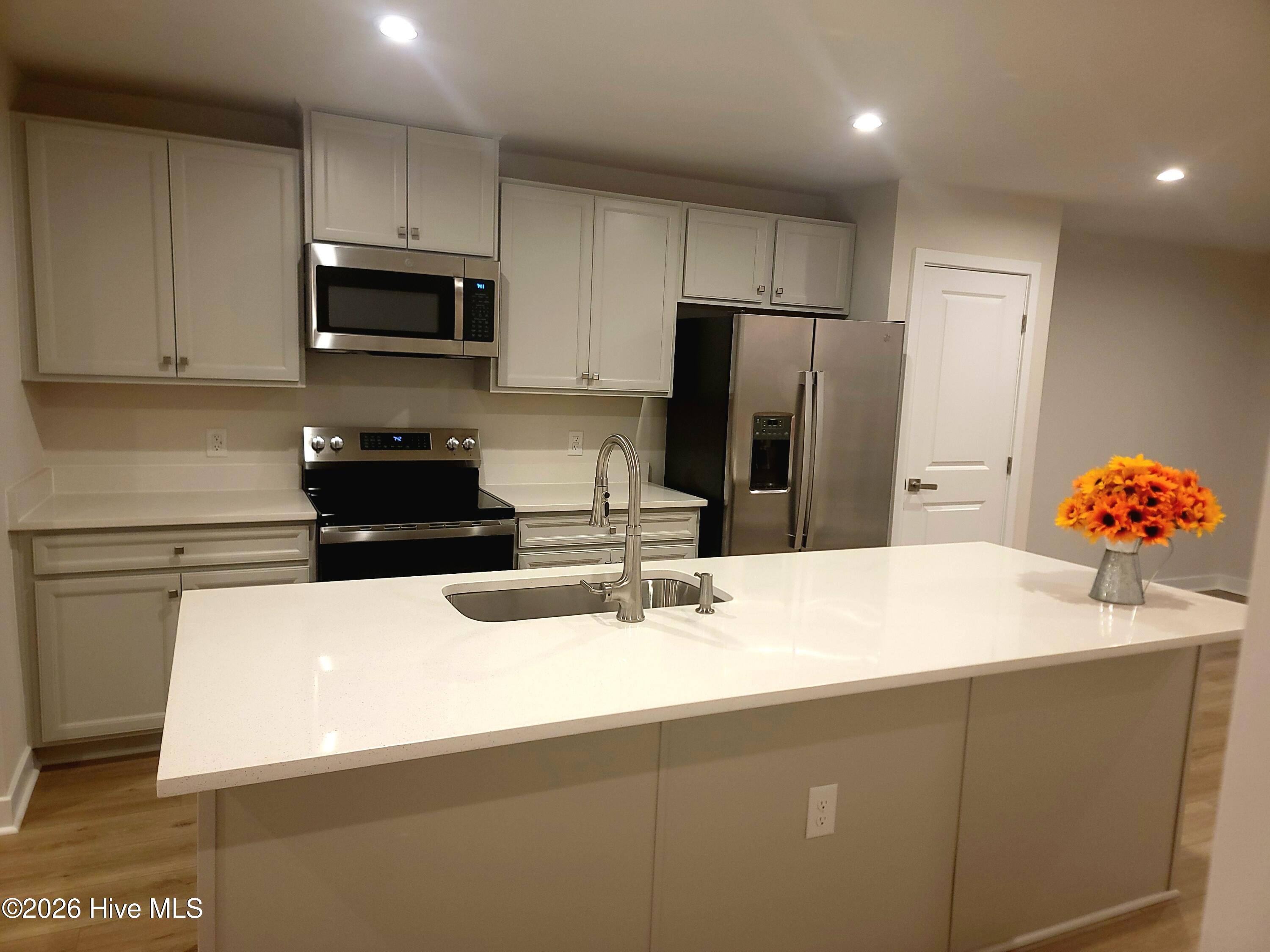 2084 Parow Lane Nw E Property Photo 15