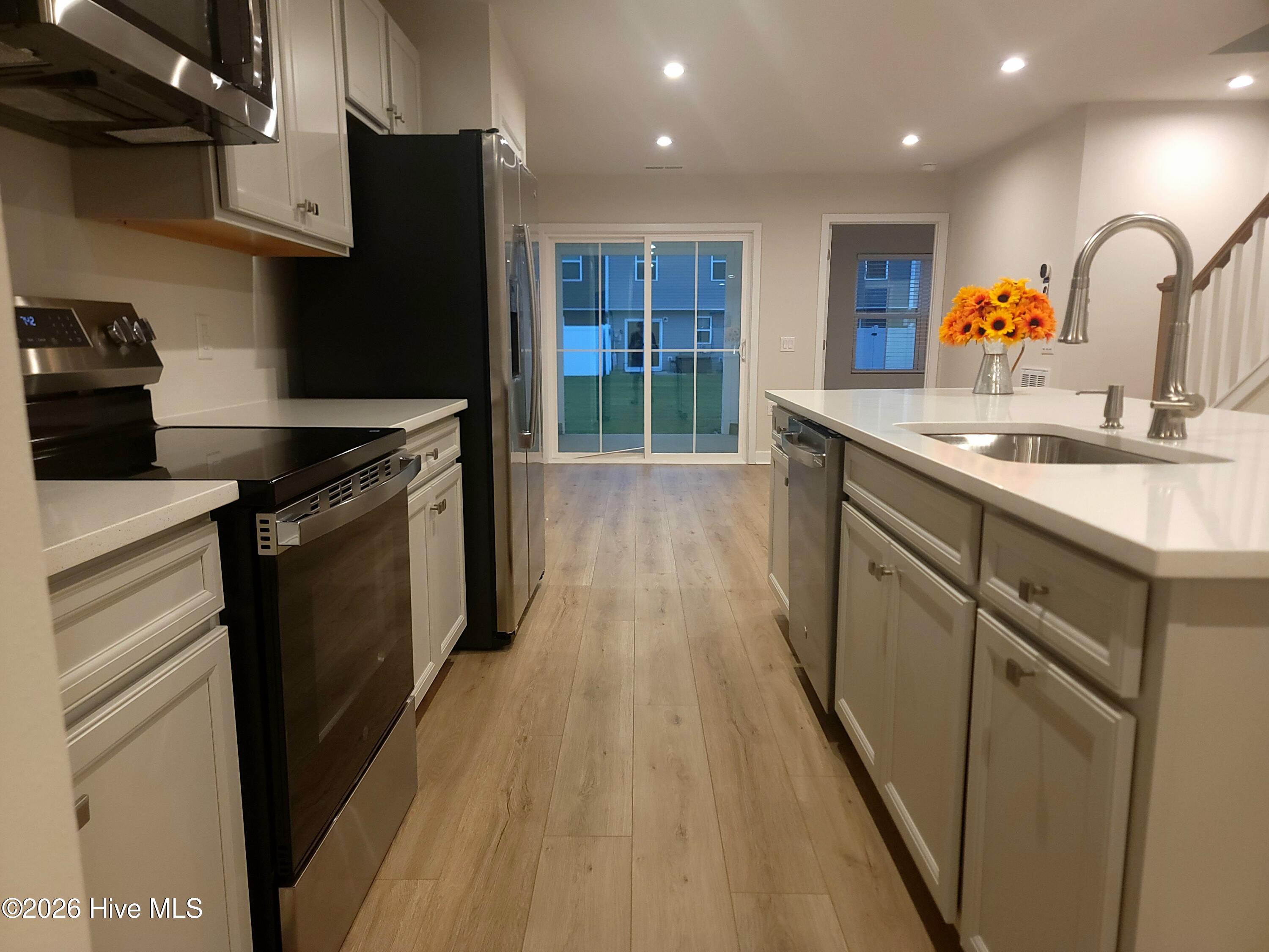 2084 Parow Lane Nw E Property Photo 16