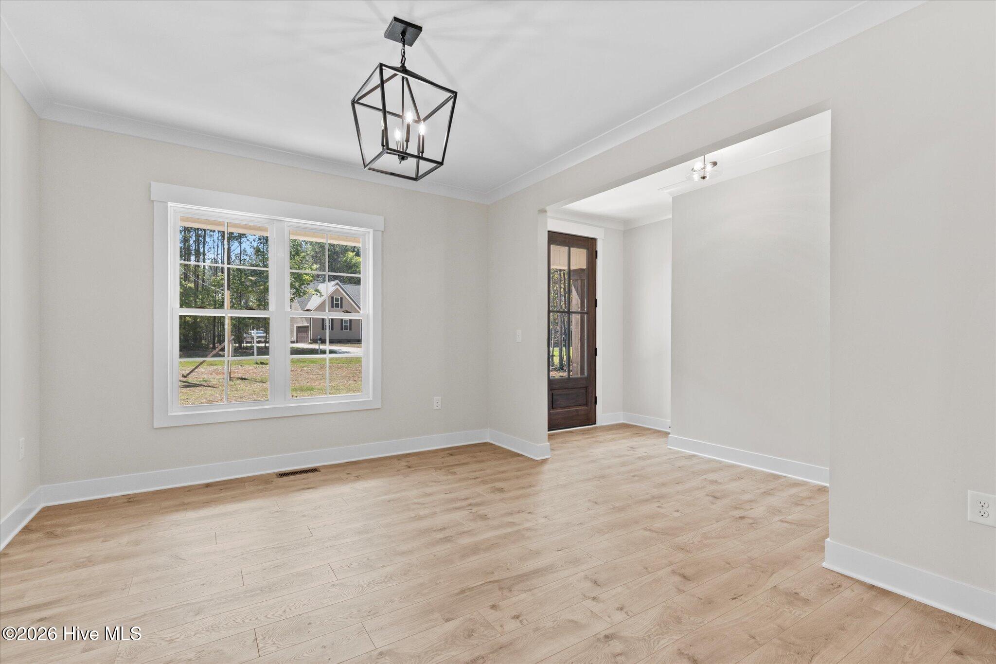 2000 Hayes Road Property Photo 6