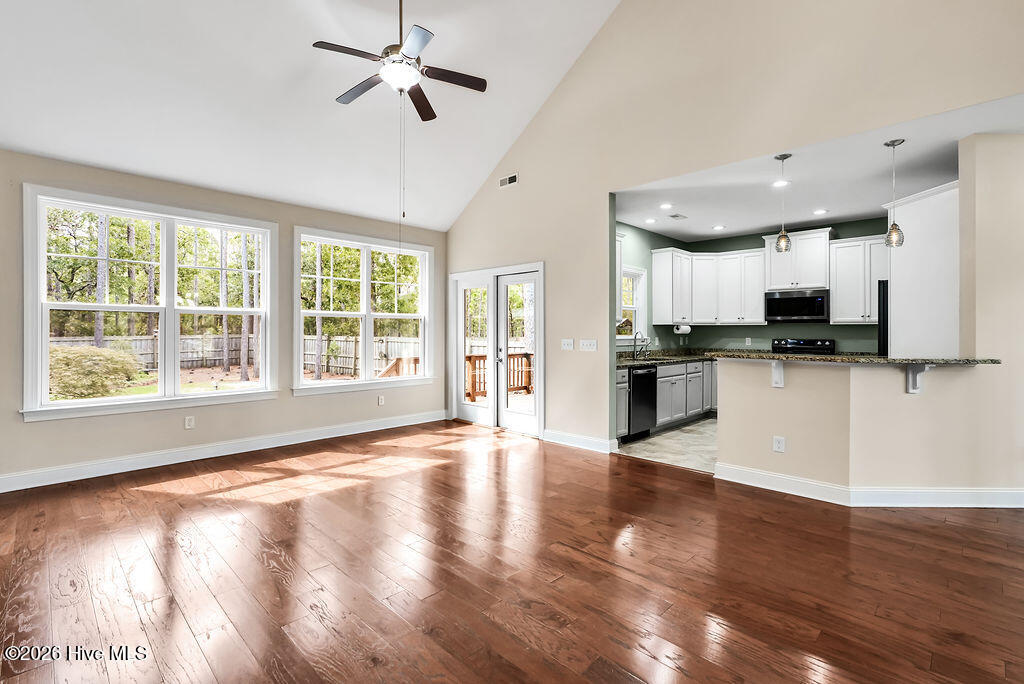 1272 S Shore Drive Property Photo 23