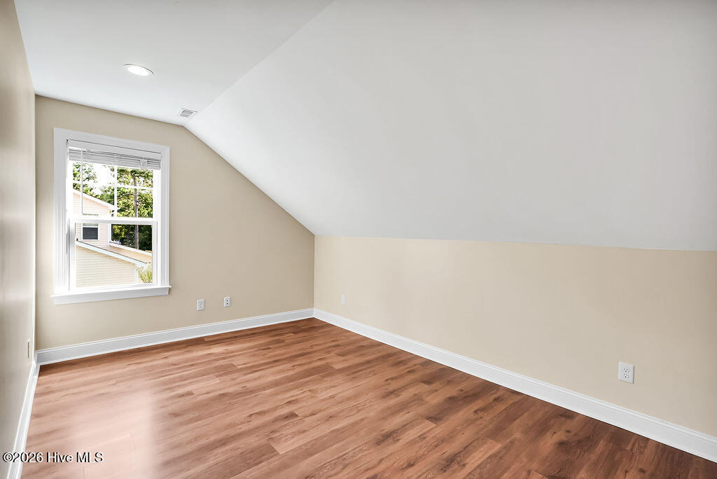 1272 S Shore Drive Property Photo 40