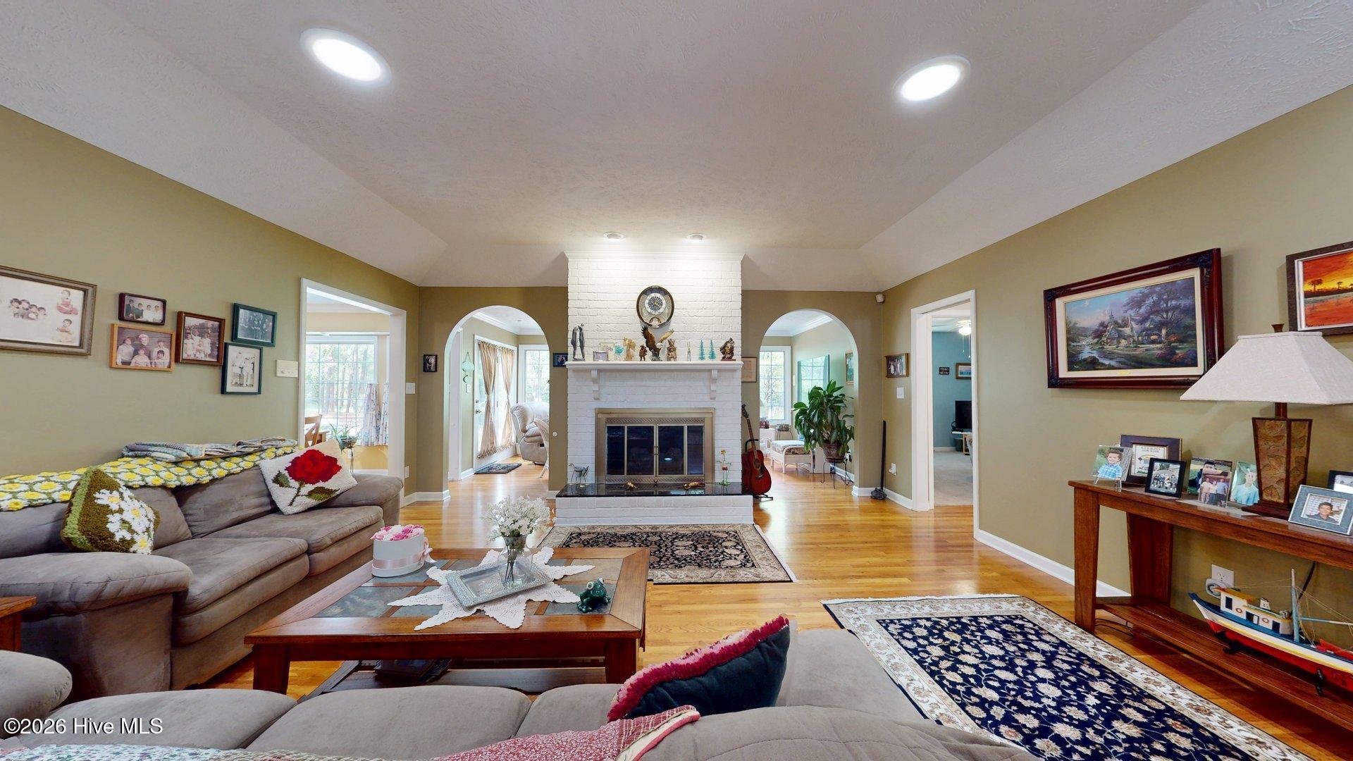 28 Devon Drive Property Photo 8