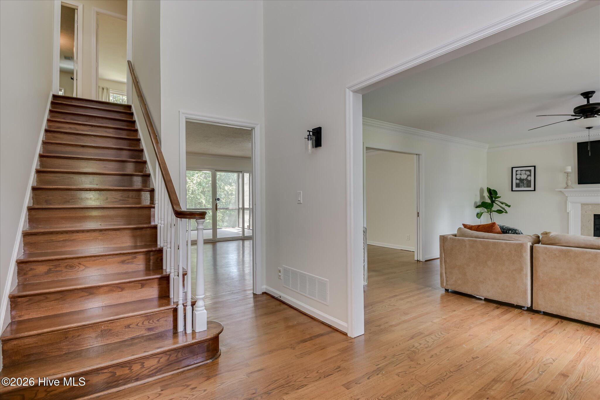 9 Roundhill Court Property Photo 6