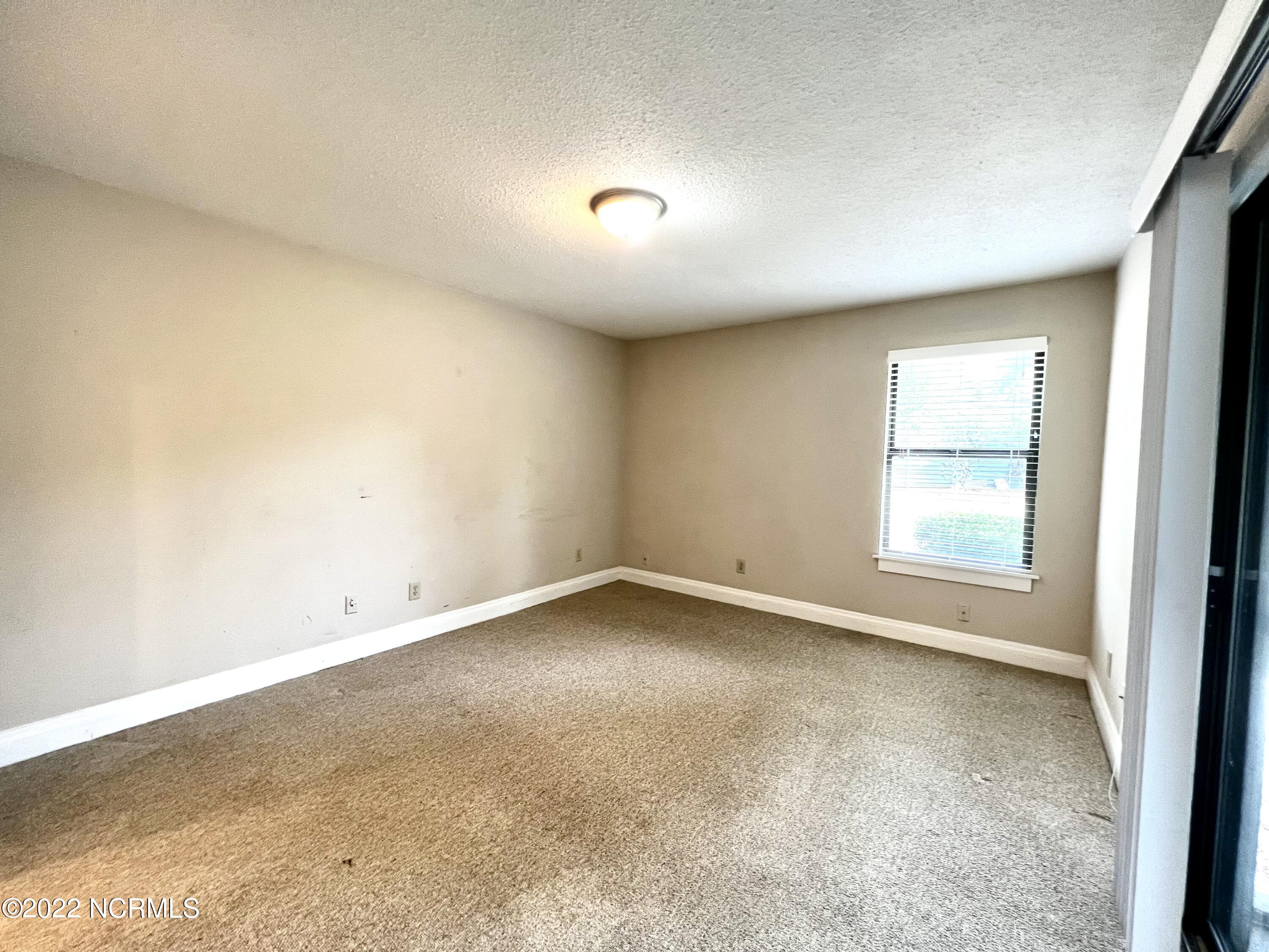 724 Azalea Drive 447 Property Photo 8