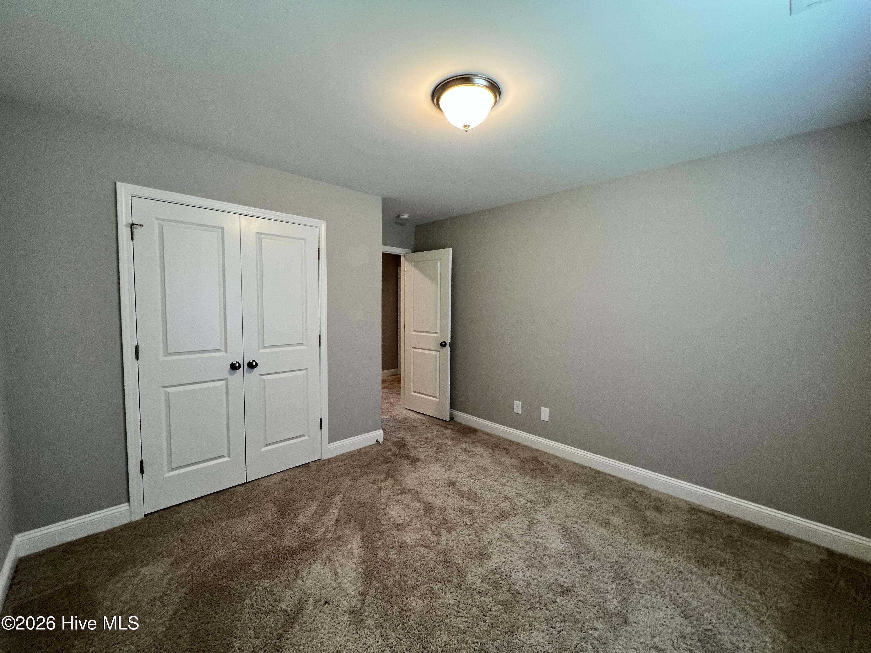 1513 Grey Cliff Property Photo 6