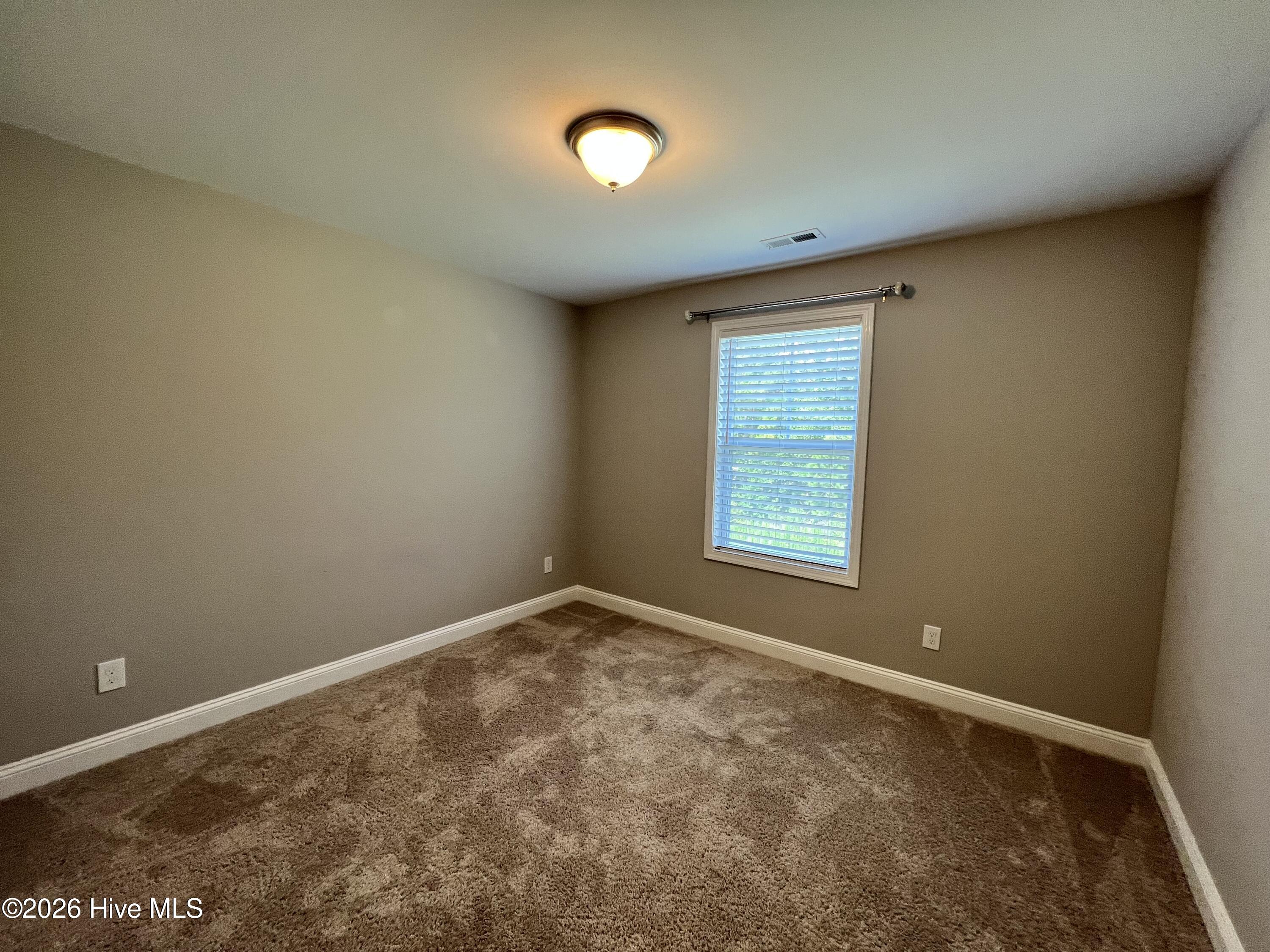 1513 Grey Cliff Property Photo 7