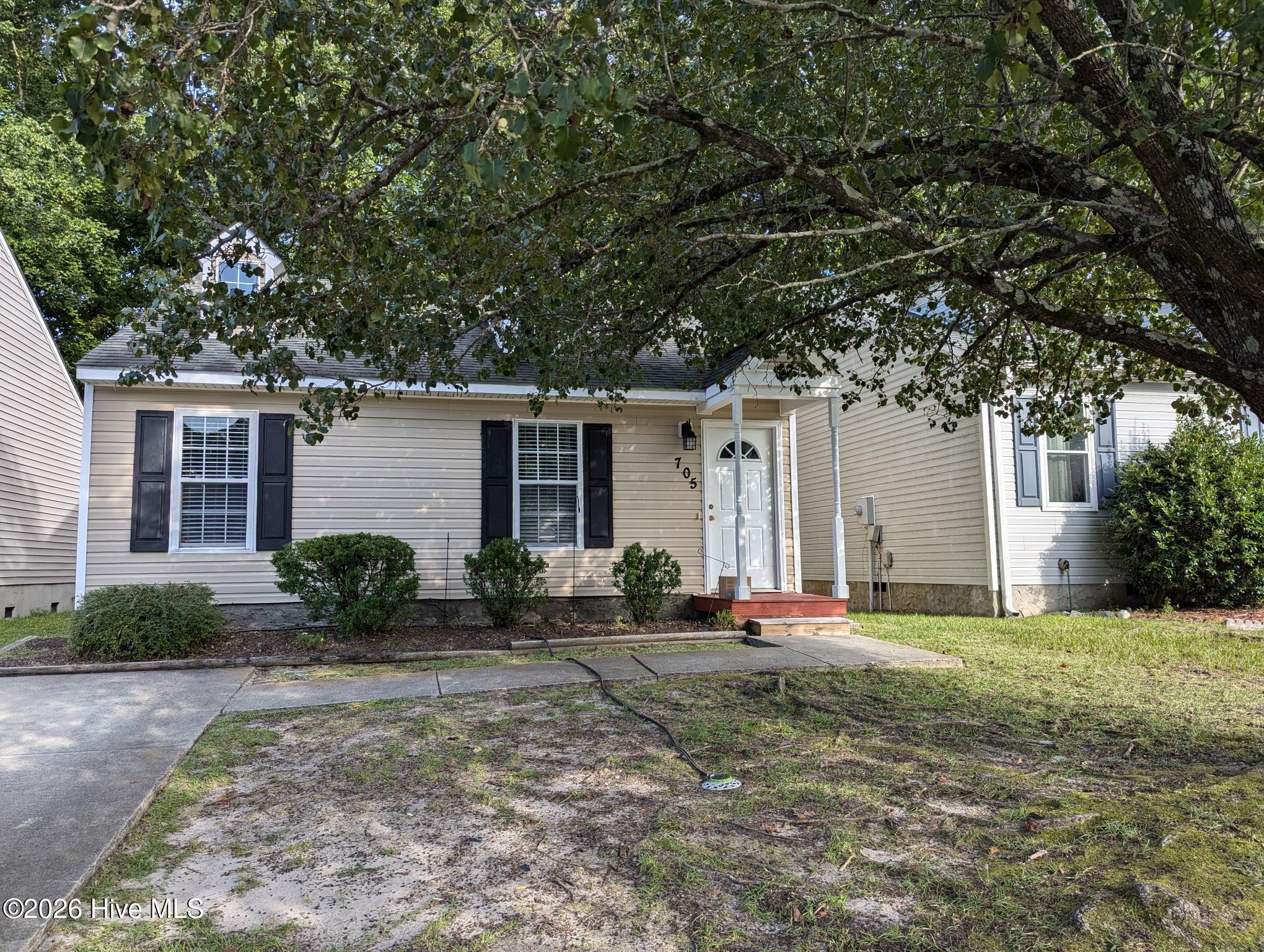 705 Varsity Drive Property Photo 1