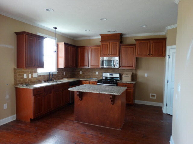 1033 Ardrey Circle Property Photo 4