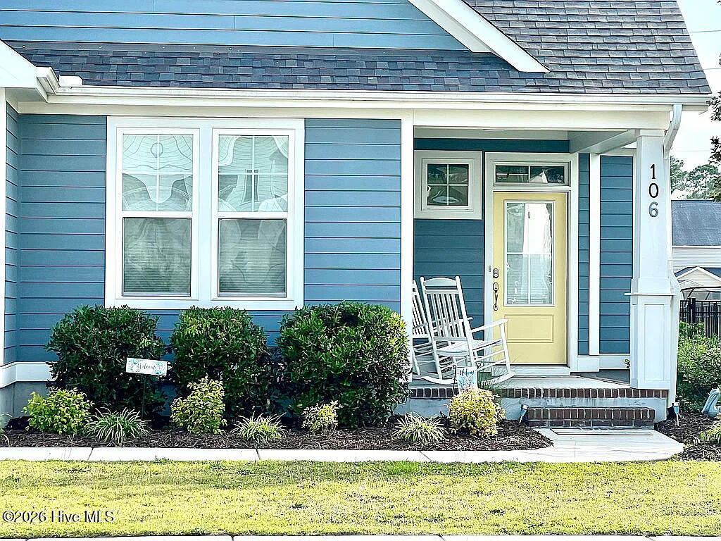 106 Sailor Sky Way Property Photo 2