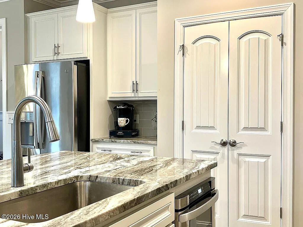 106 Sailor Sky Way Property Photo 7