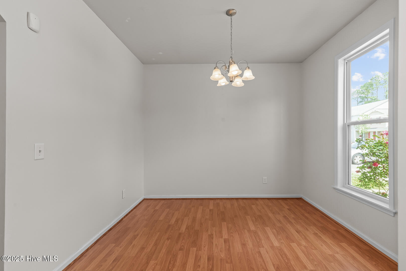261 Caldwell Loop Property Photo 6