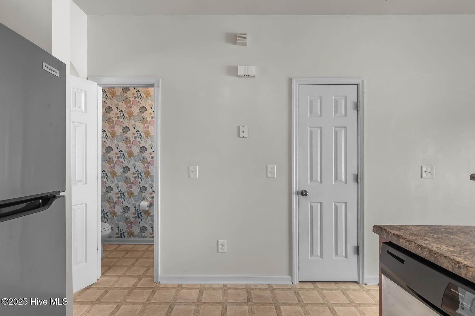261 Caldwell Loop Property Photo 10