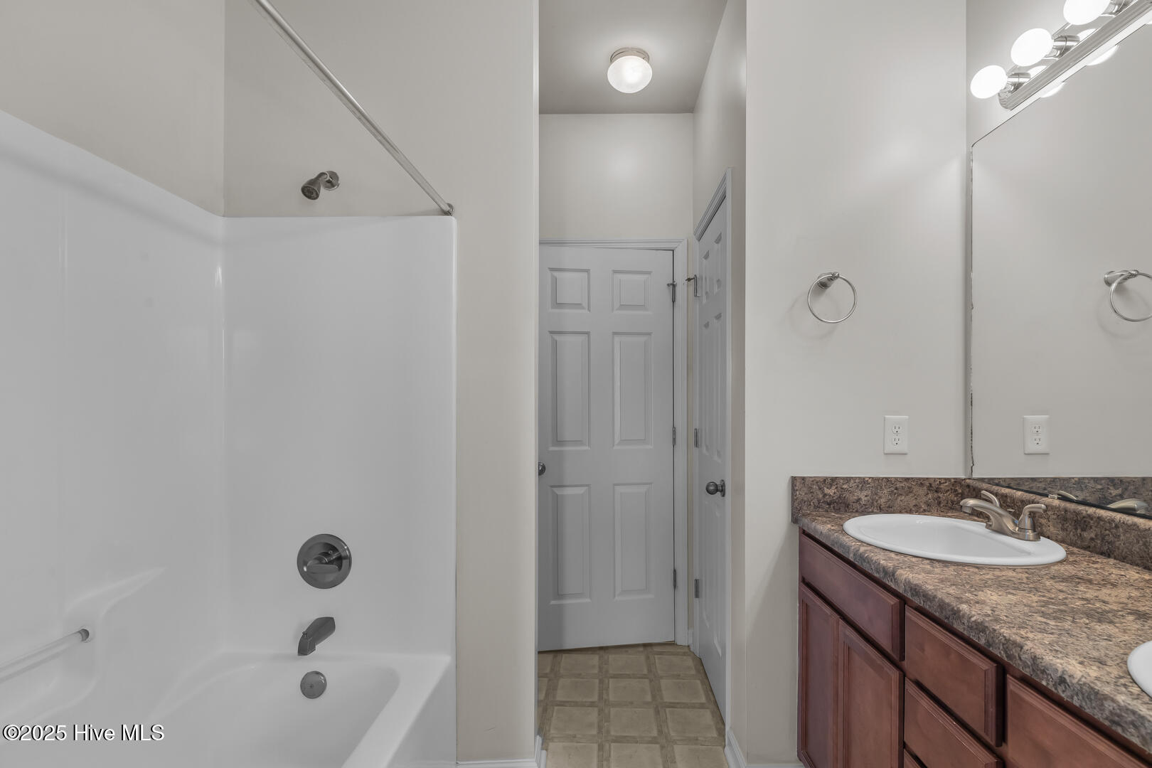 261 Caldwell Loop Property Photo 28