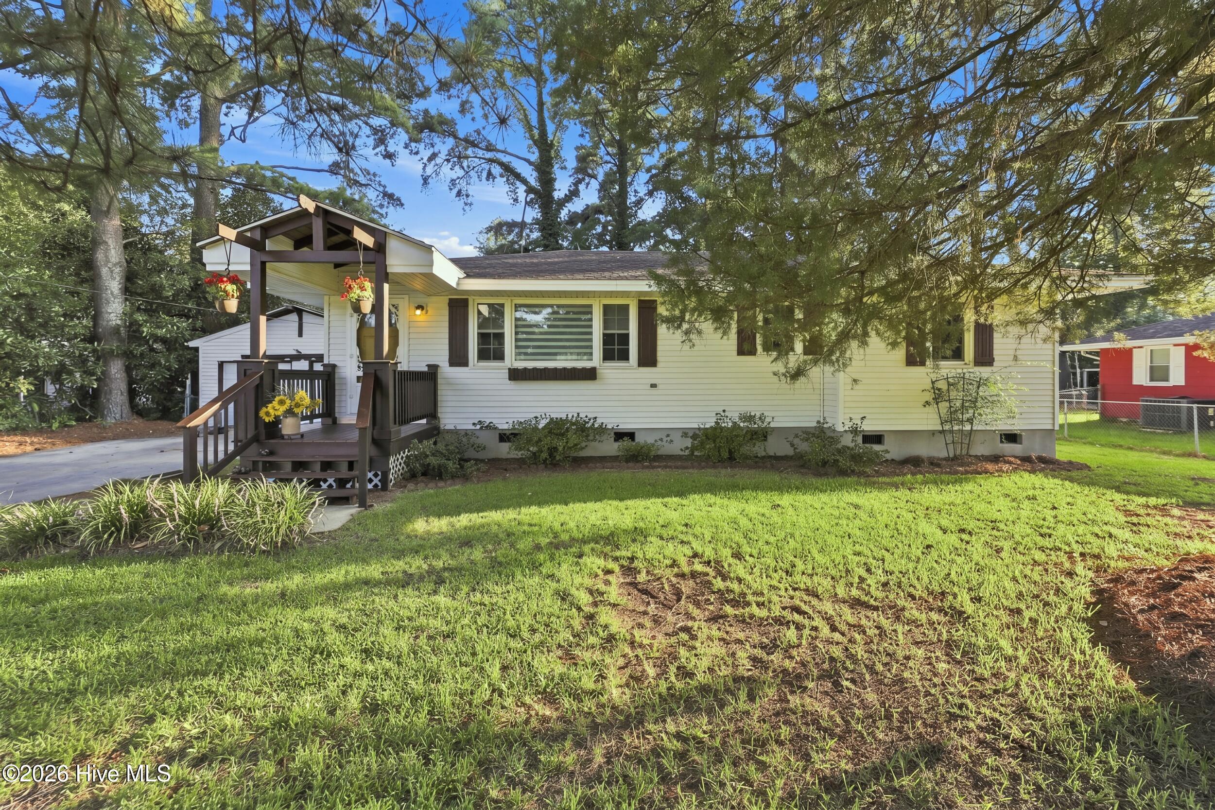108 Farm Drive Property Photo 2