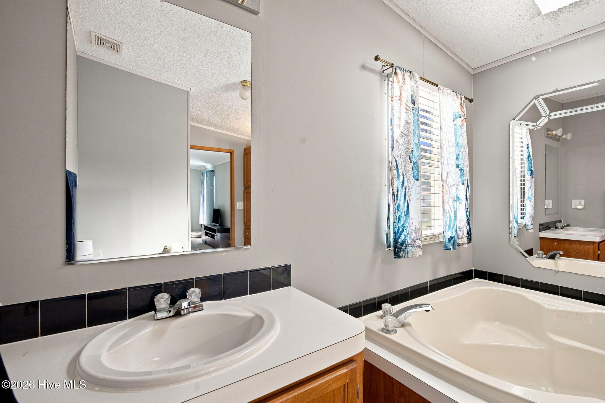 51 Shaw Road Property Photo 16