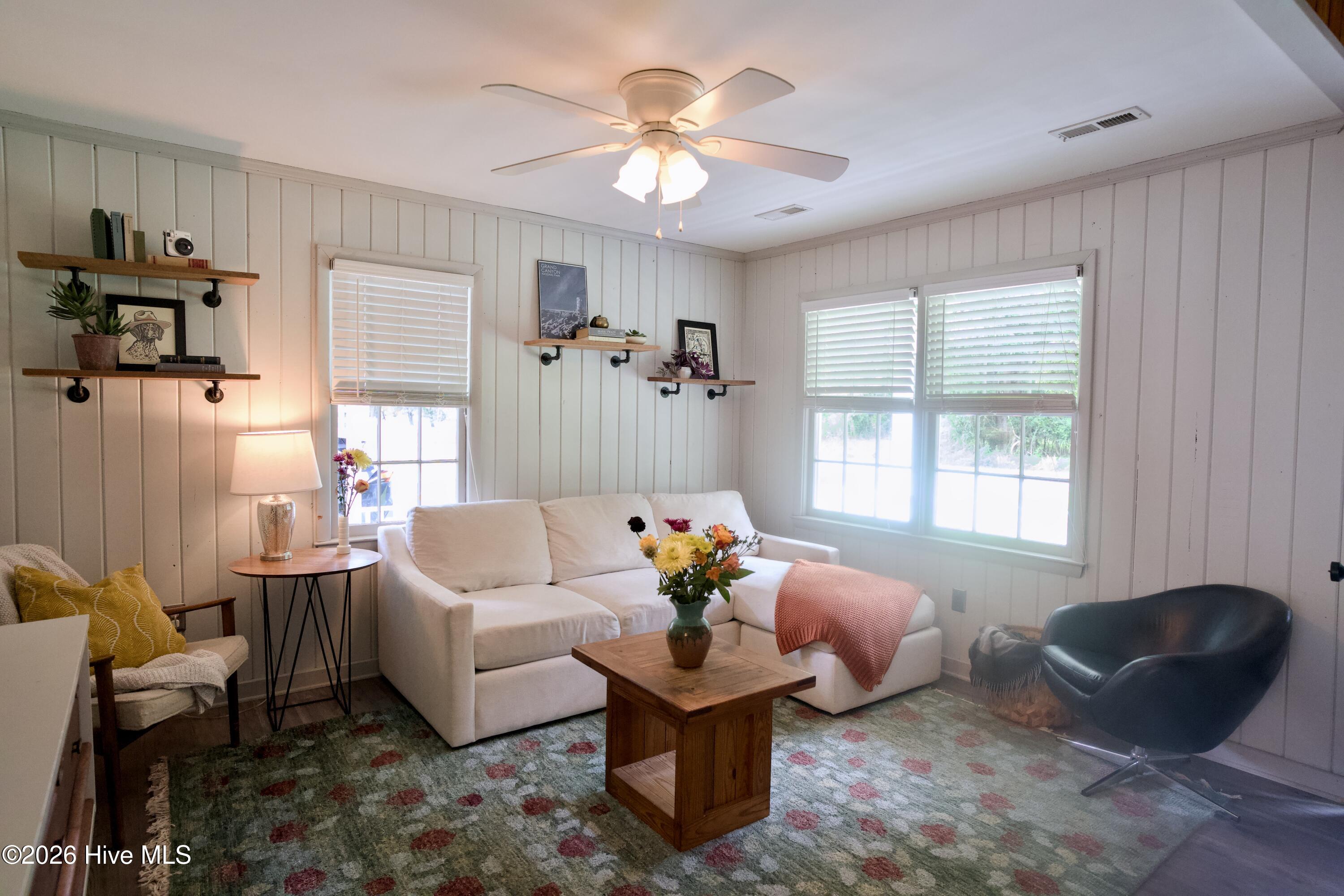 3912 Borough Road Property Photo 8