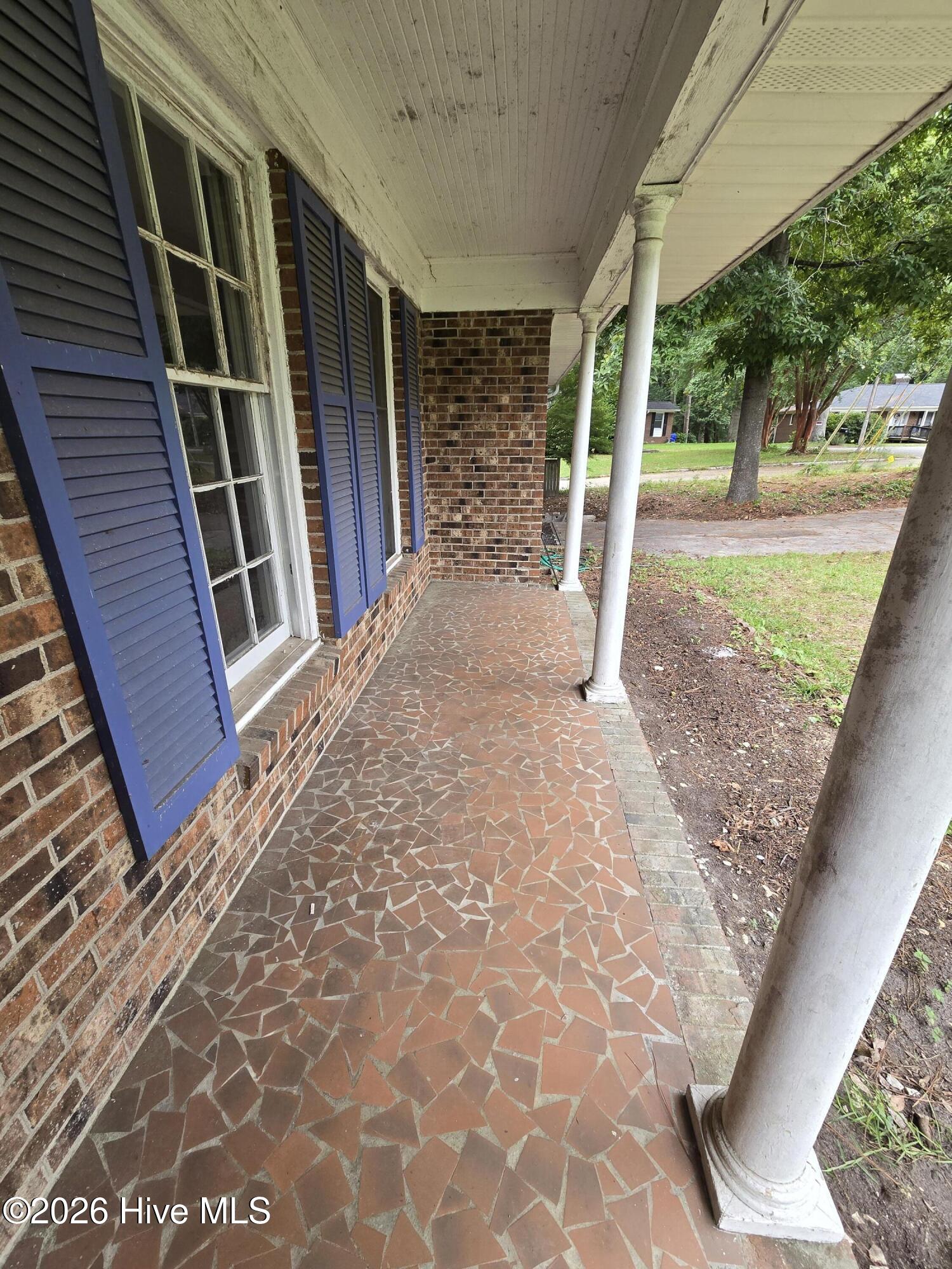 115 Heritage Street Property Photo 2