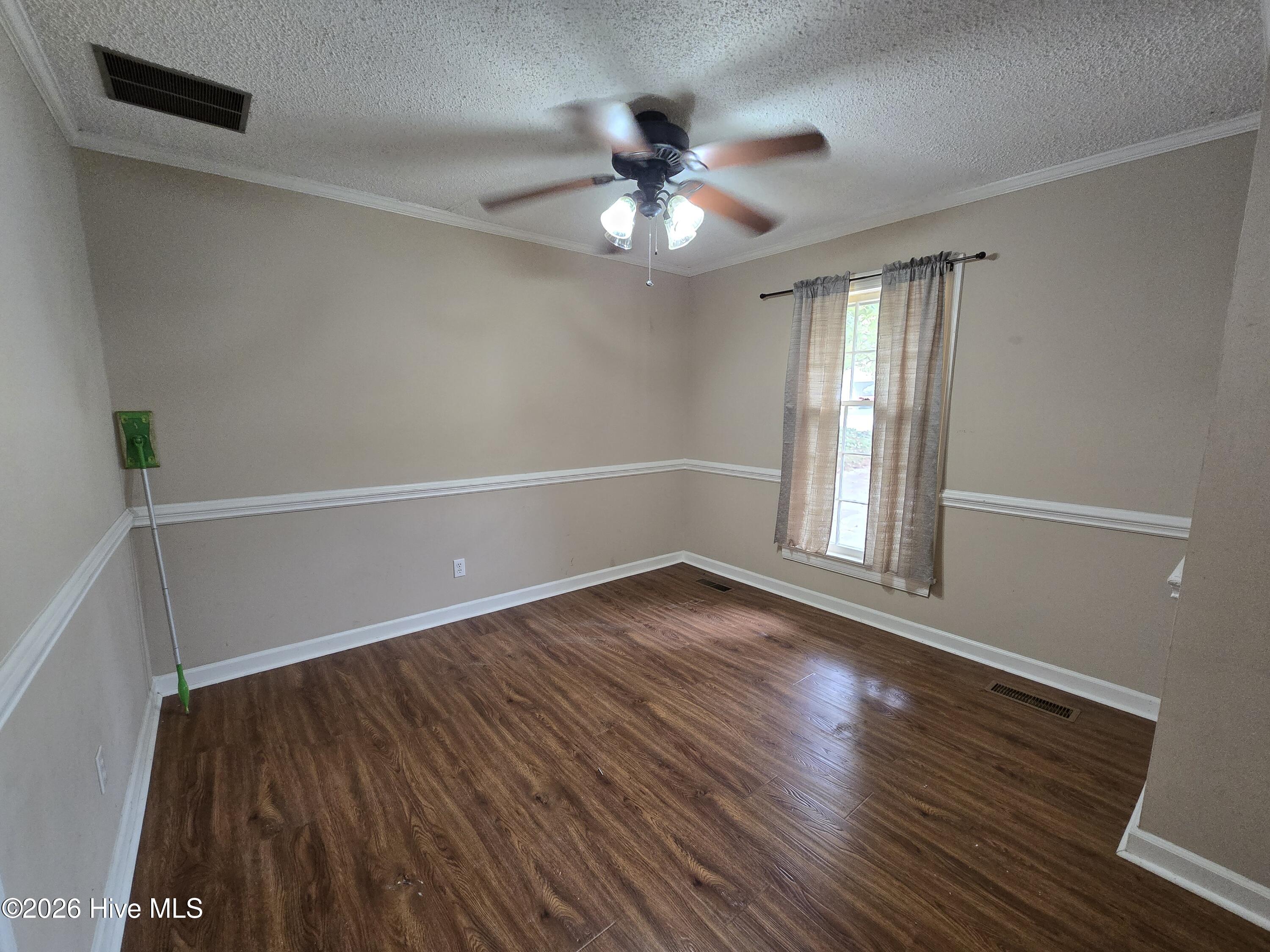 115 Heritage Street Property Photo 6