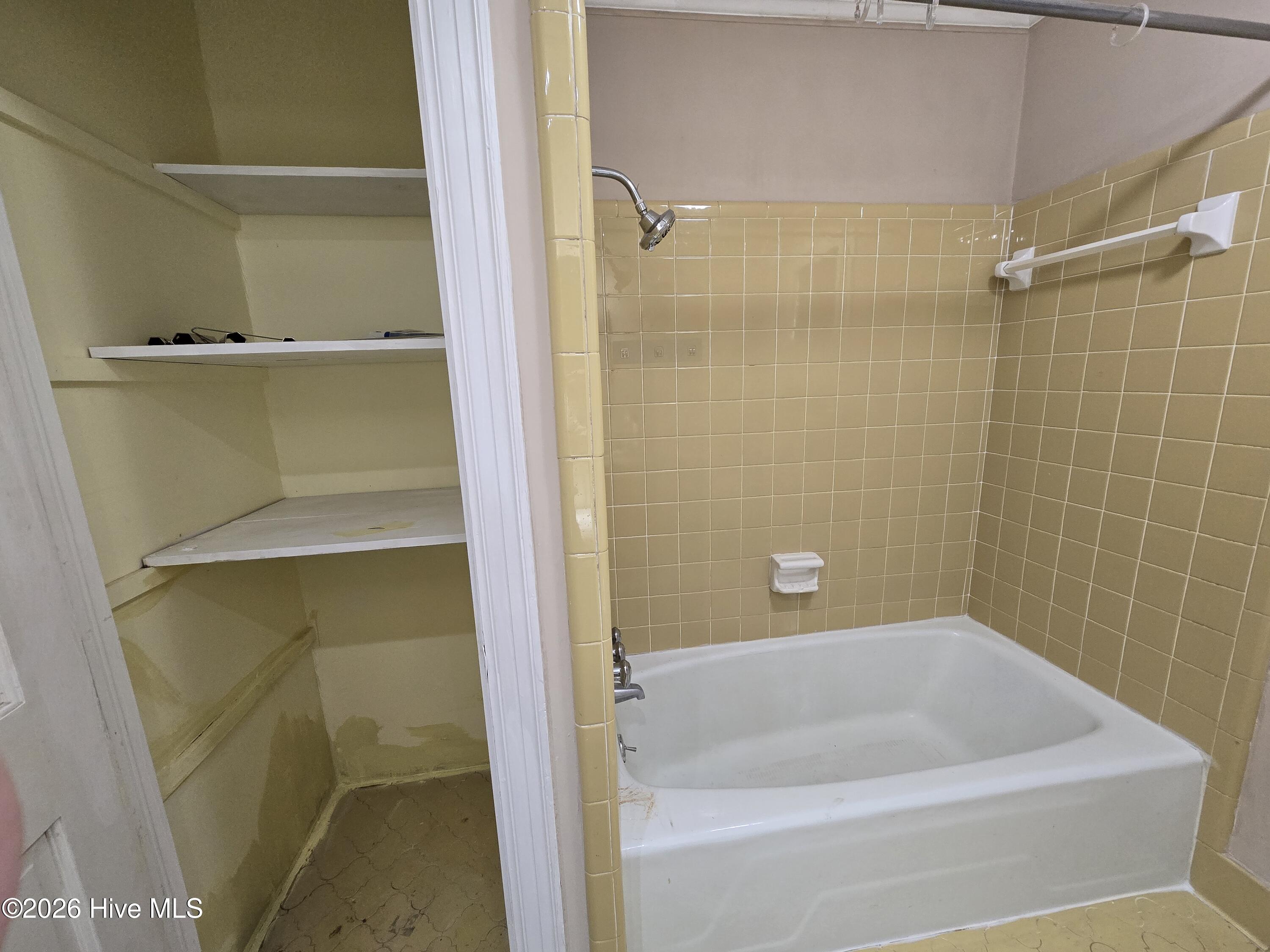 115 Heritage Street Property Photo 13