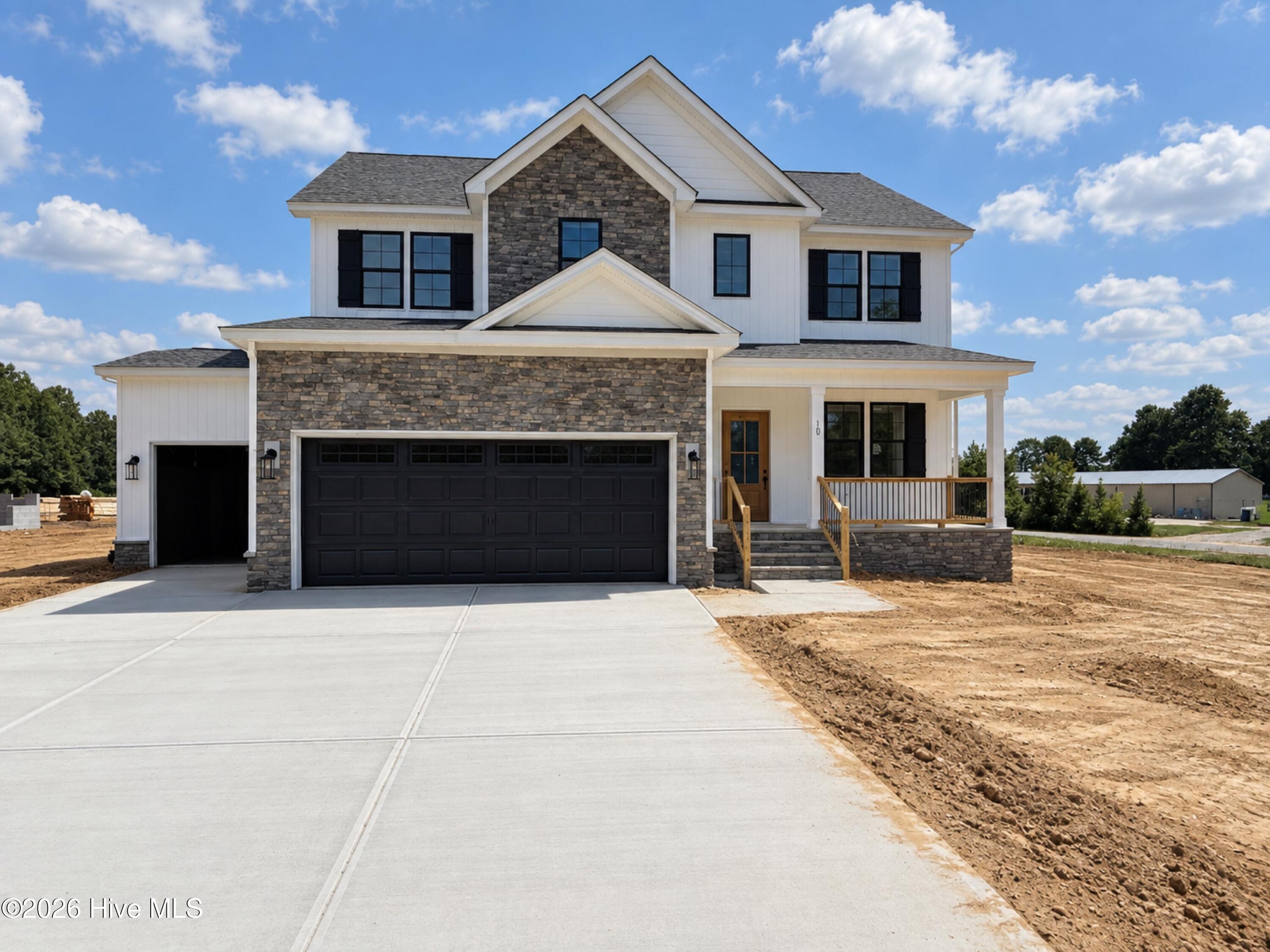 20 Howell Farm Drive Property Photo 1