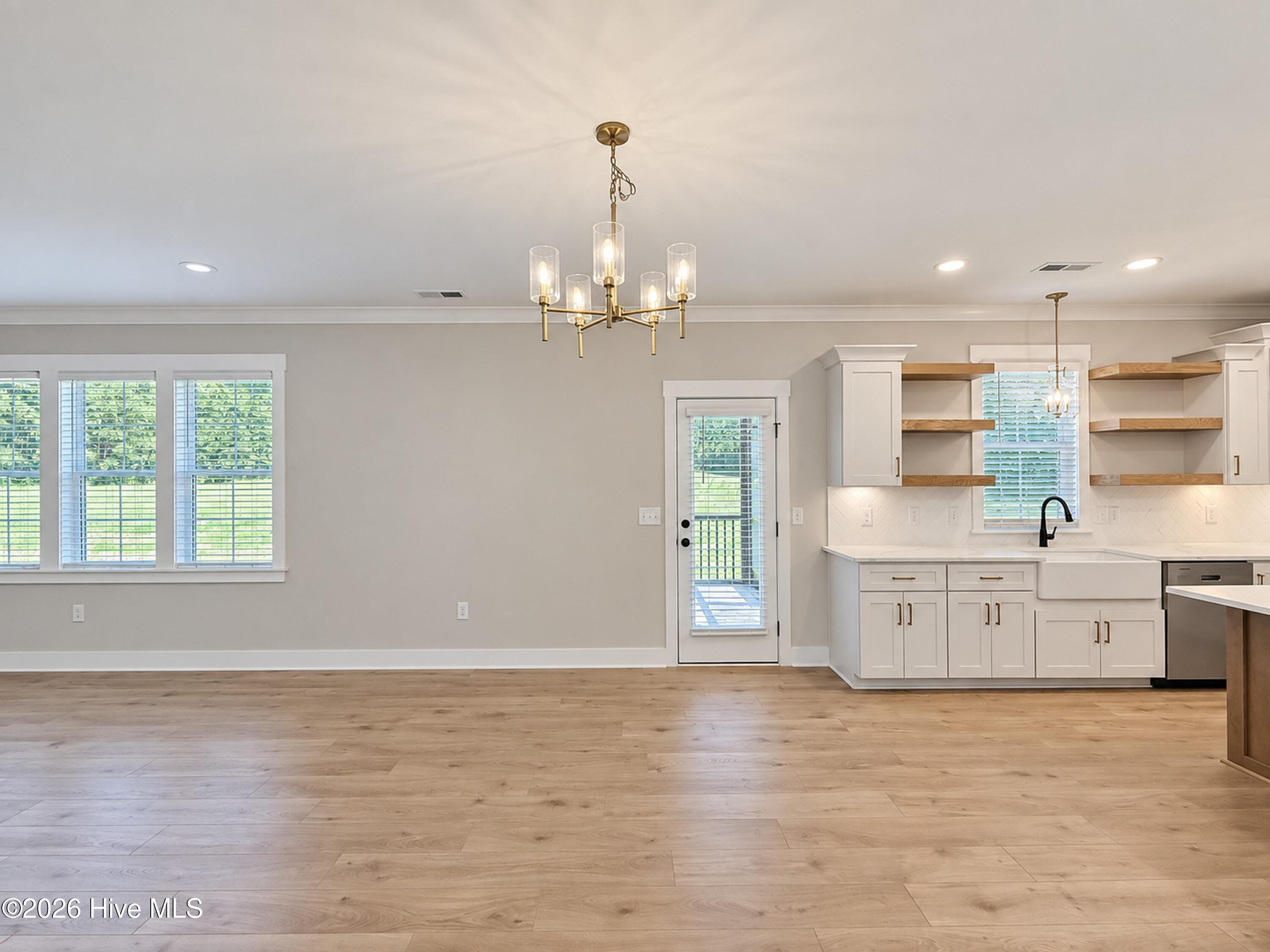 20 Howell Farm Drive Property Photo 8