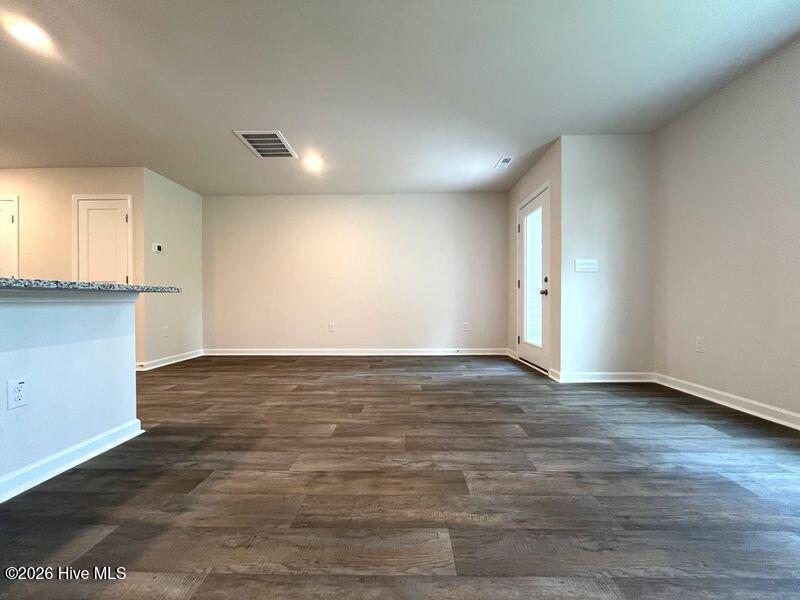 3206 Alibird Circle Property Photo 4