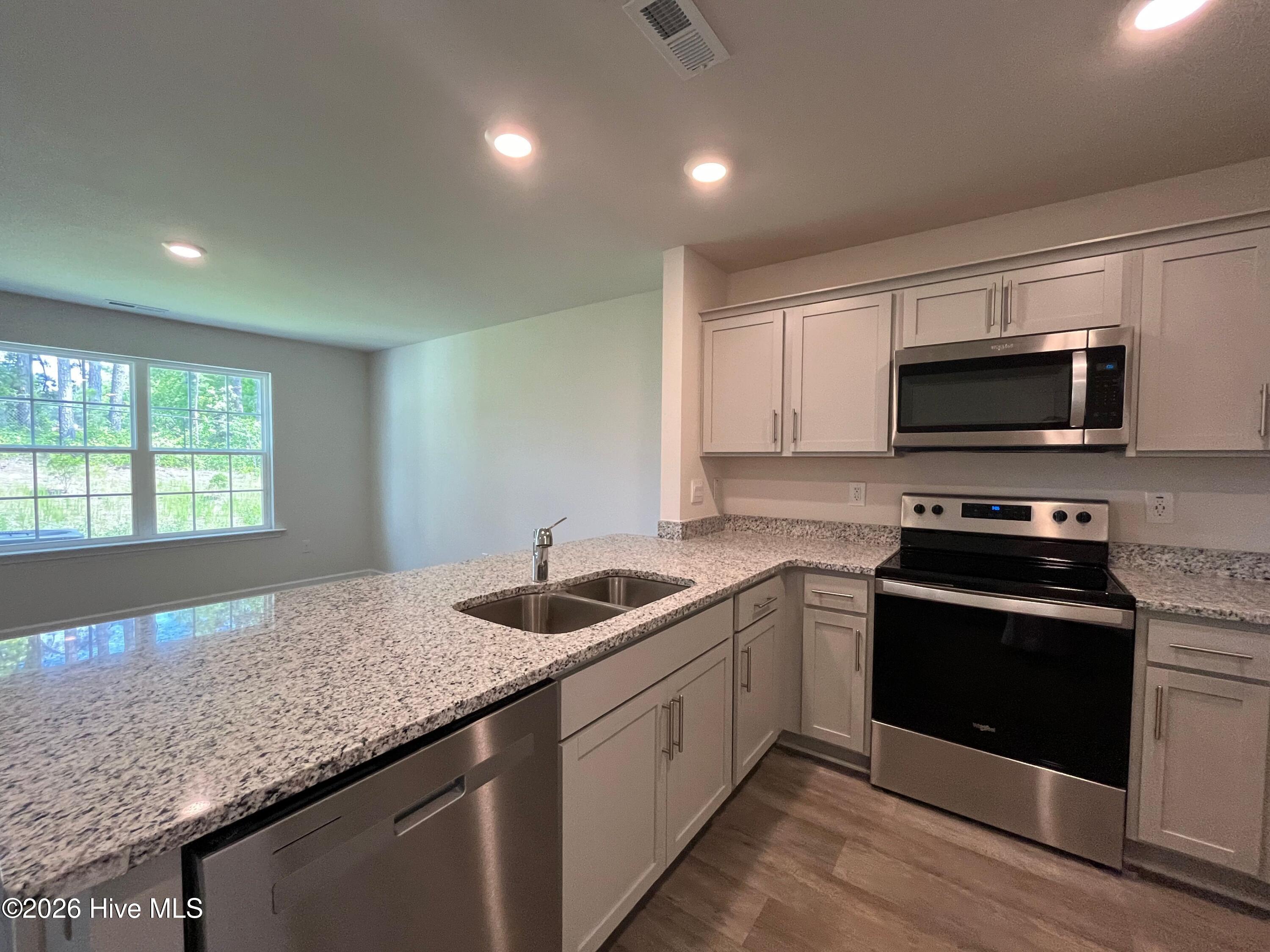 3206 Alibird Circle Property Photo 10