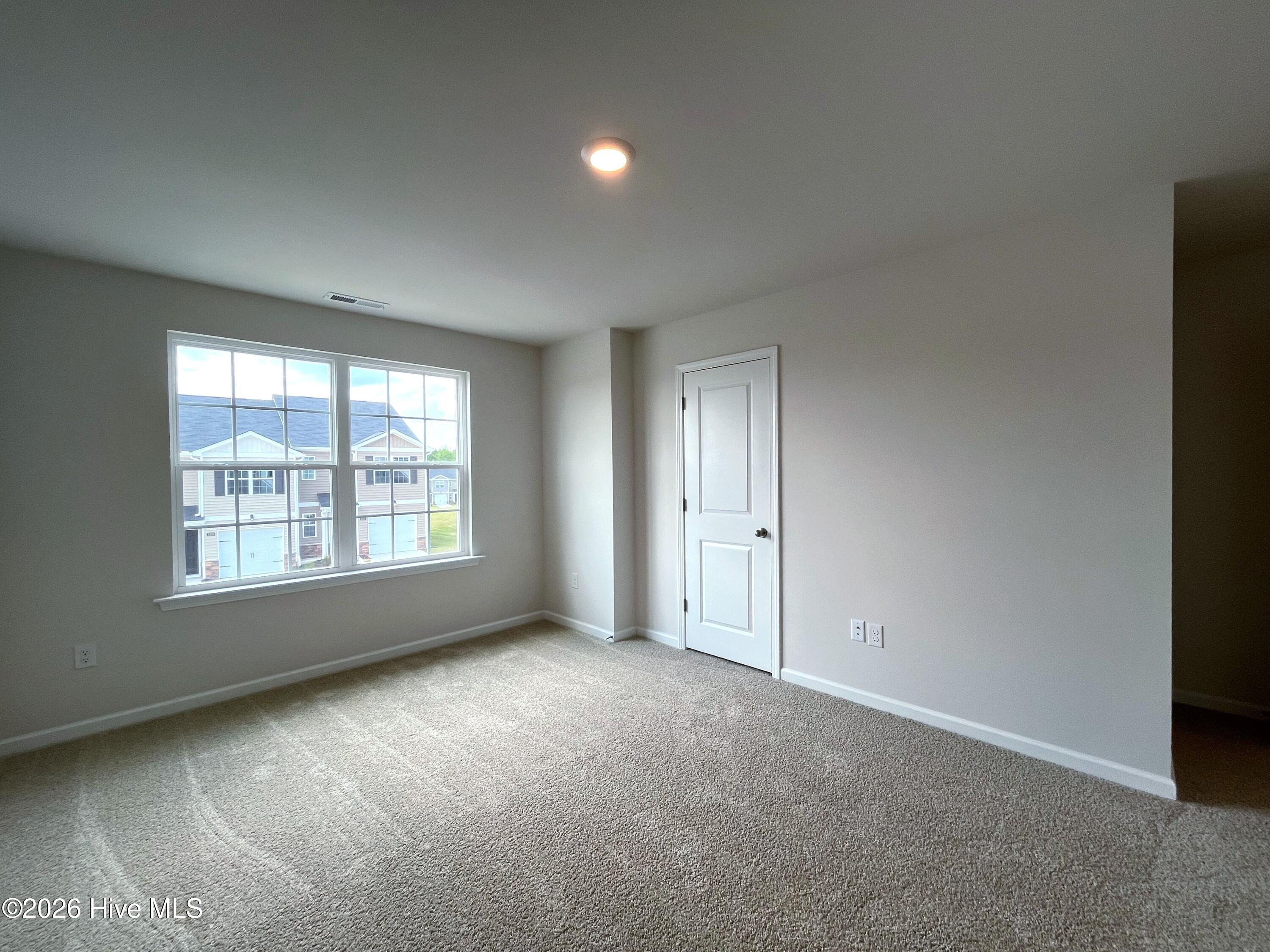 3206 Alibird Circle Property Photo 15