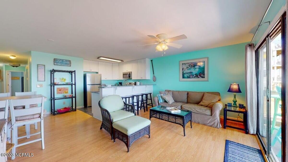 418 N Carolina Beach Avenue N Unit 1a Property Photo 5