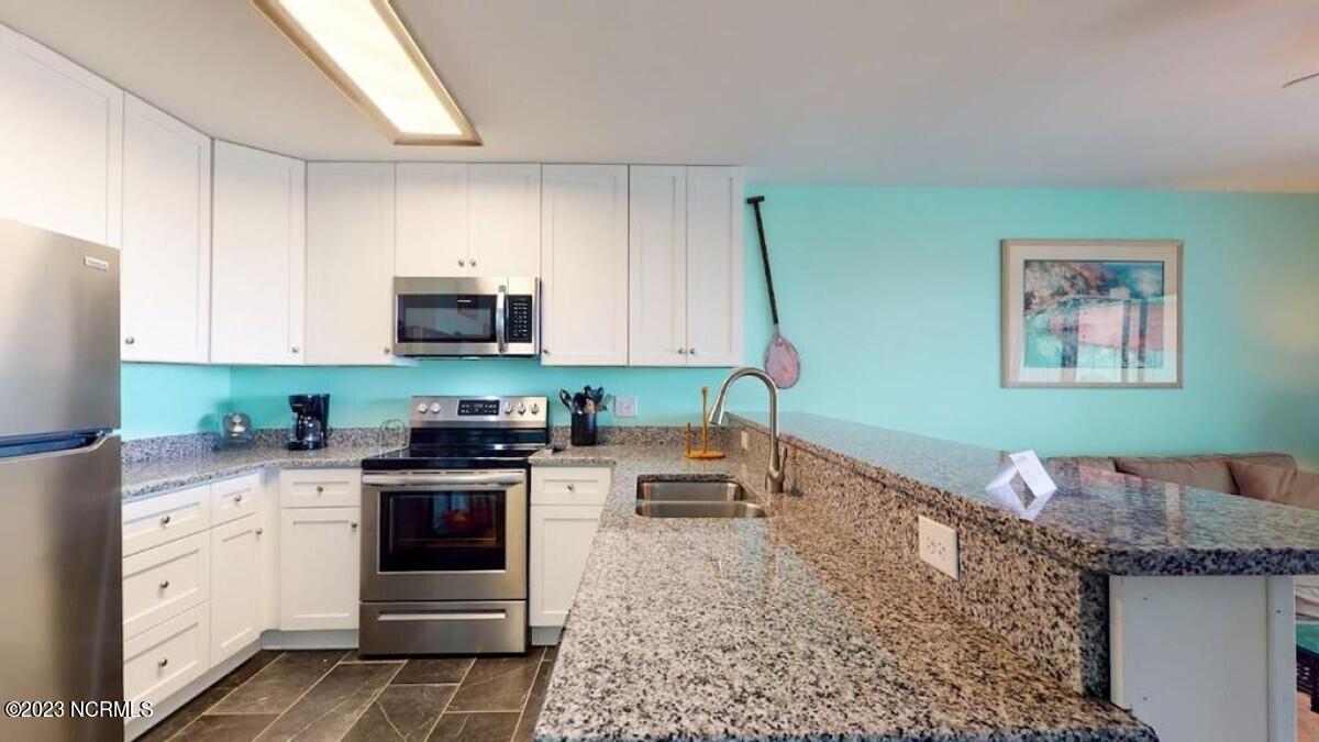 418 N Carolina Beach Avenue N Unit 1a Property Photo 7