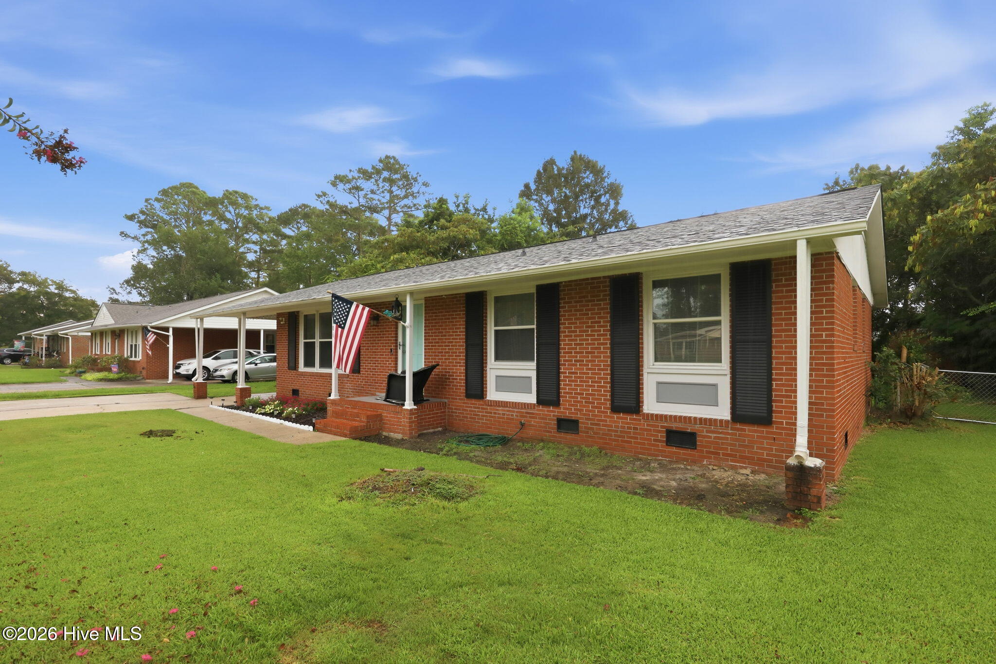106 Stratford Road Property Photo 2