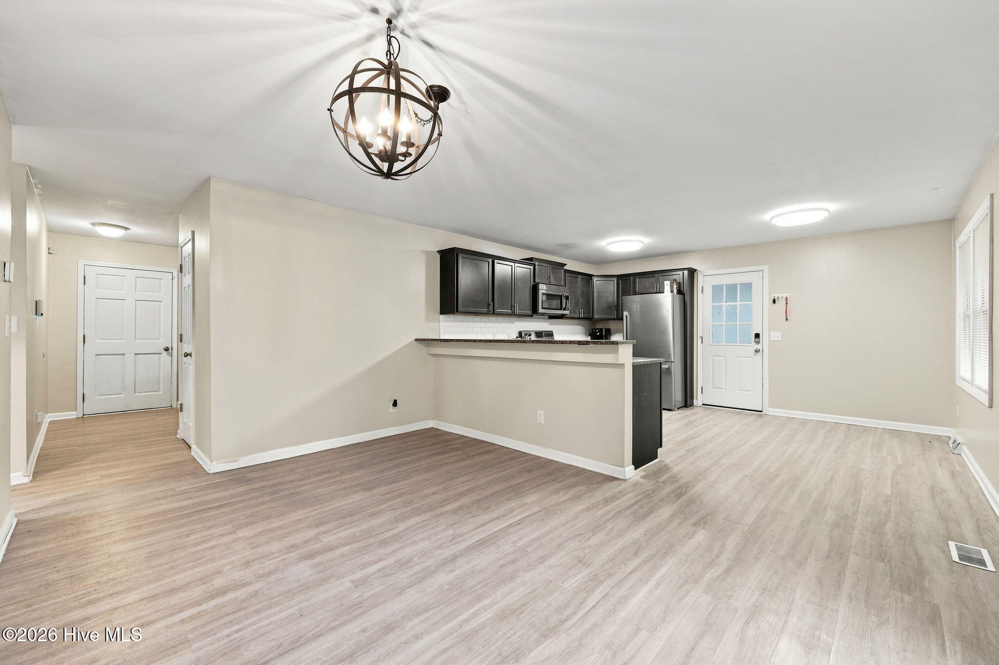 106 Stratford Road Property Photo 26